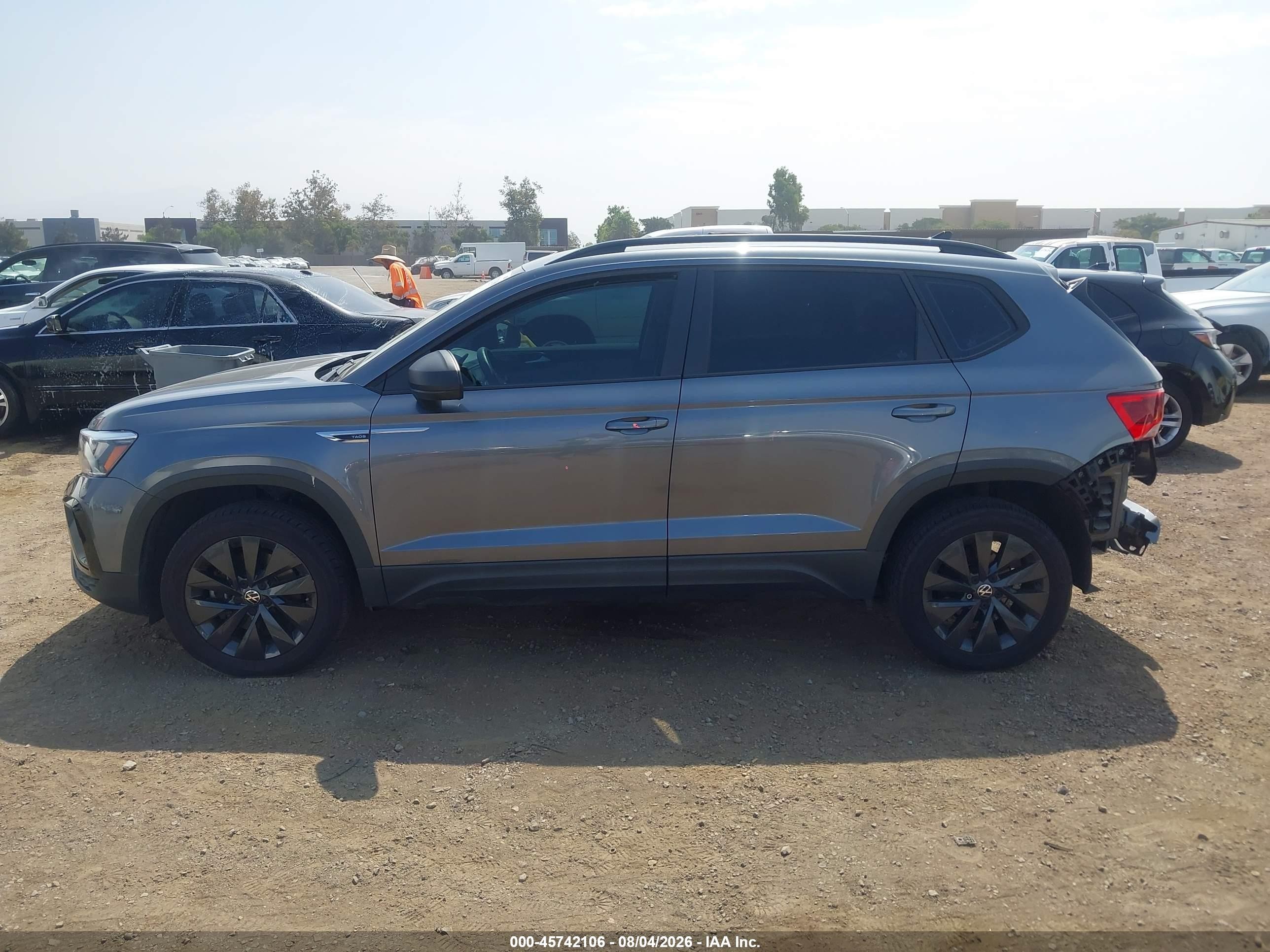 2022 Volkswagen Taos 1.5t S Gray vin: 3VVCX7B20NM032453