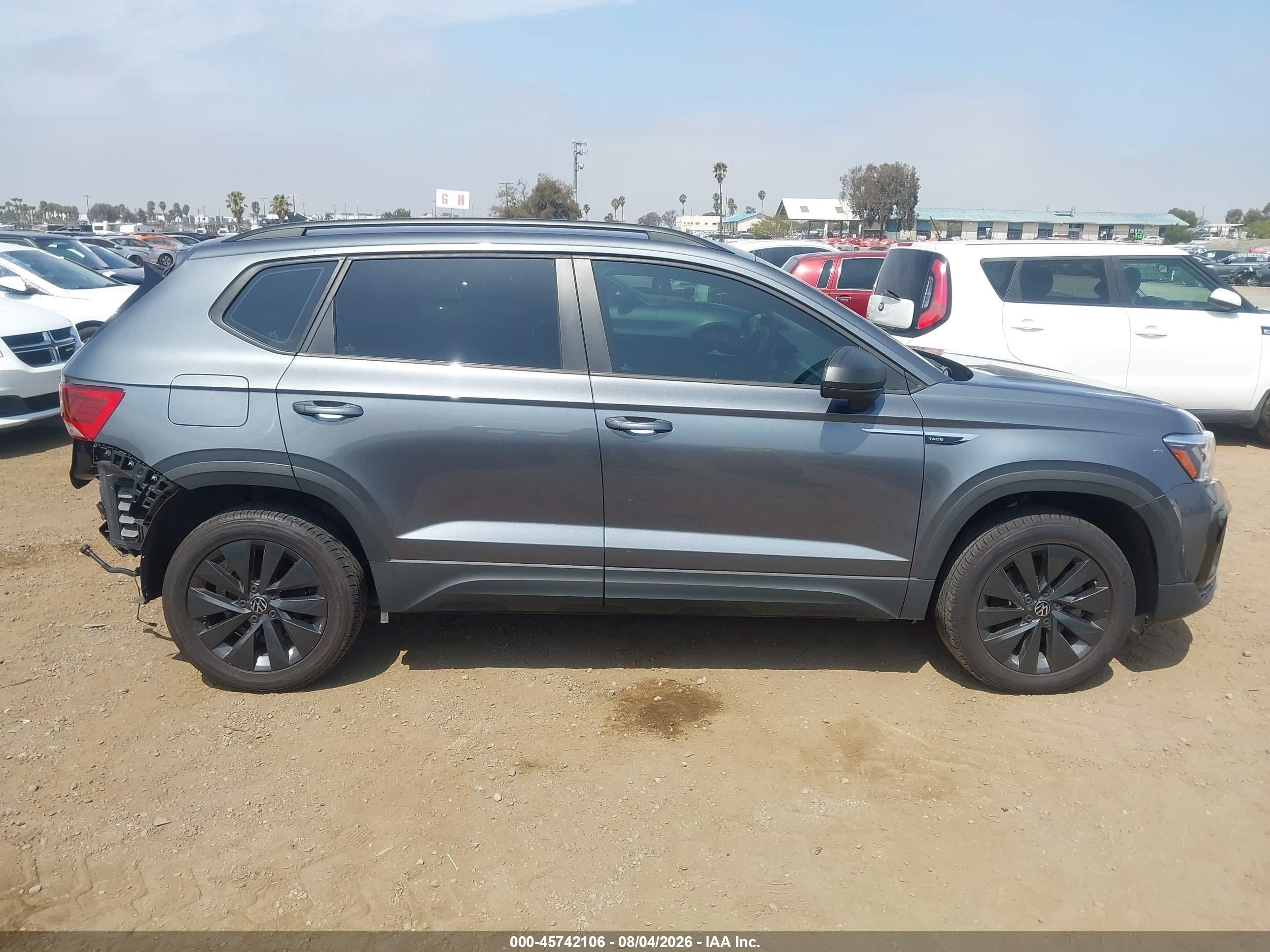 2022 Volkswagen Taos 1.5t S Gray vin: 3VVCX7B20NM032453