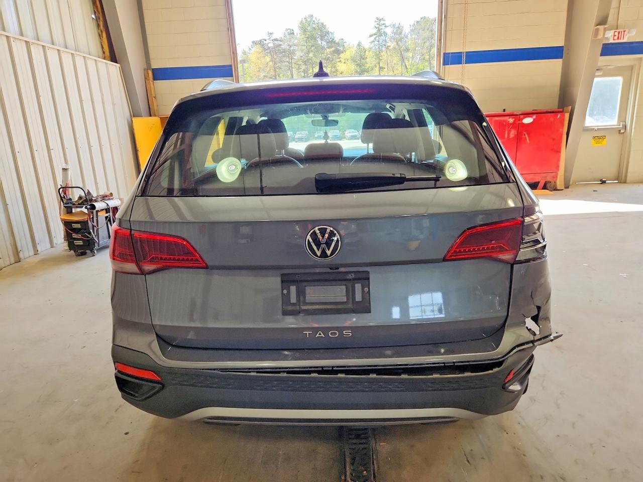 2023 Volkswagen Taos S Серый vin: 3VVCX7B22PM380774