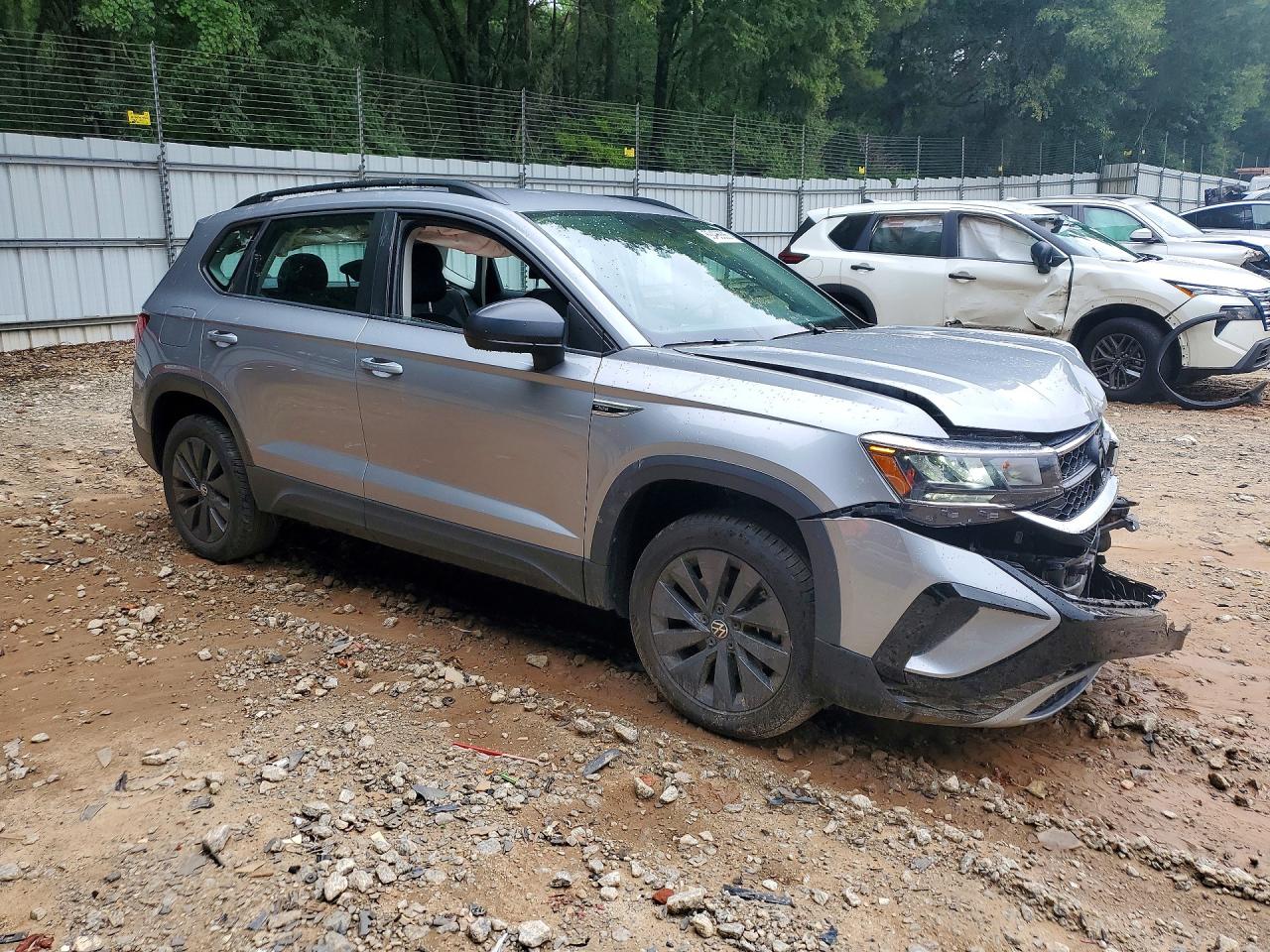 2023 Volkswagen Taos S Серебряный vin: 3VVCX7B26PM371432