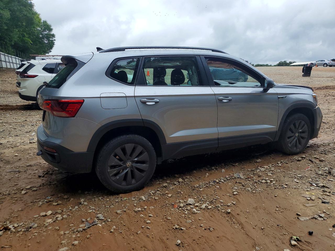 2023 Volkswagen Taos S Серебряный vin: 3VVCX7B26PM371432