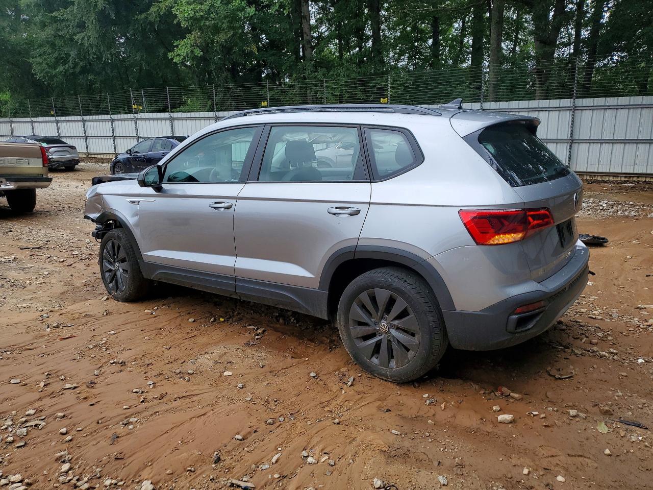 2023 Volkswagen Taos S Серебряный vin: 3VVCX7B26PM371432