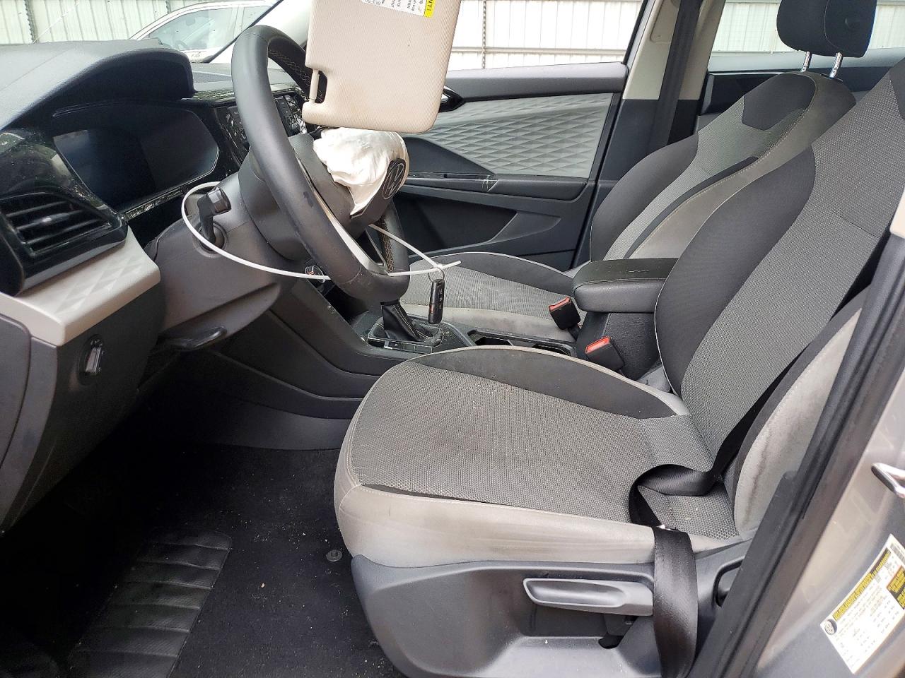 2023 Volkswagen Taos S Серебряный vin: 3VVCX7B26PM371432