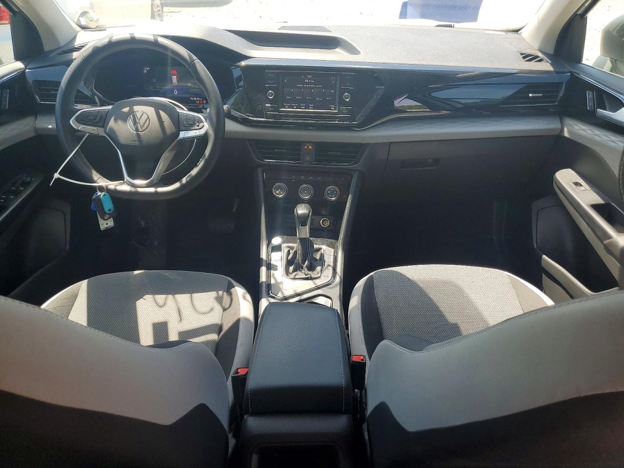 2023 Volkswagen Taos S White vin: 3VVDX7B26PM320193