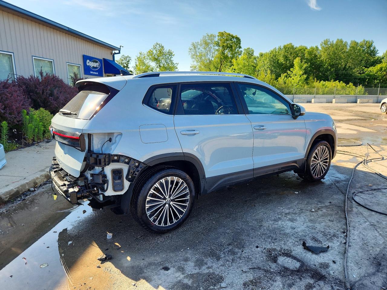 2025 Volkswagen Taos Se Серый vin: 3VVEC7B28SM089242