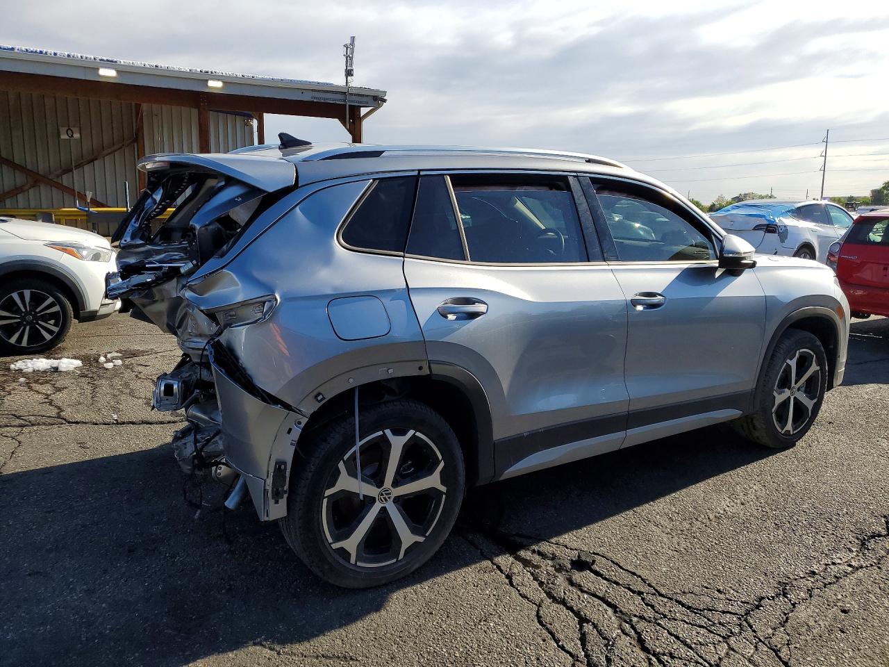 2025 Volkswagen Tiguan Se Silver vin: 3VVER7RM2SM024814
