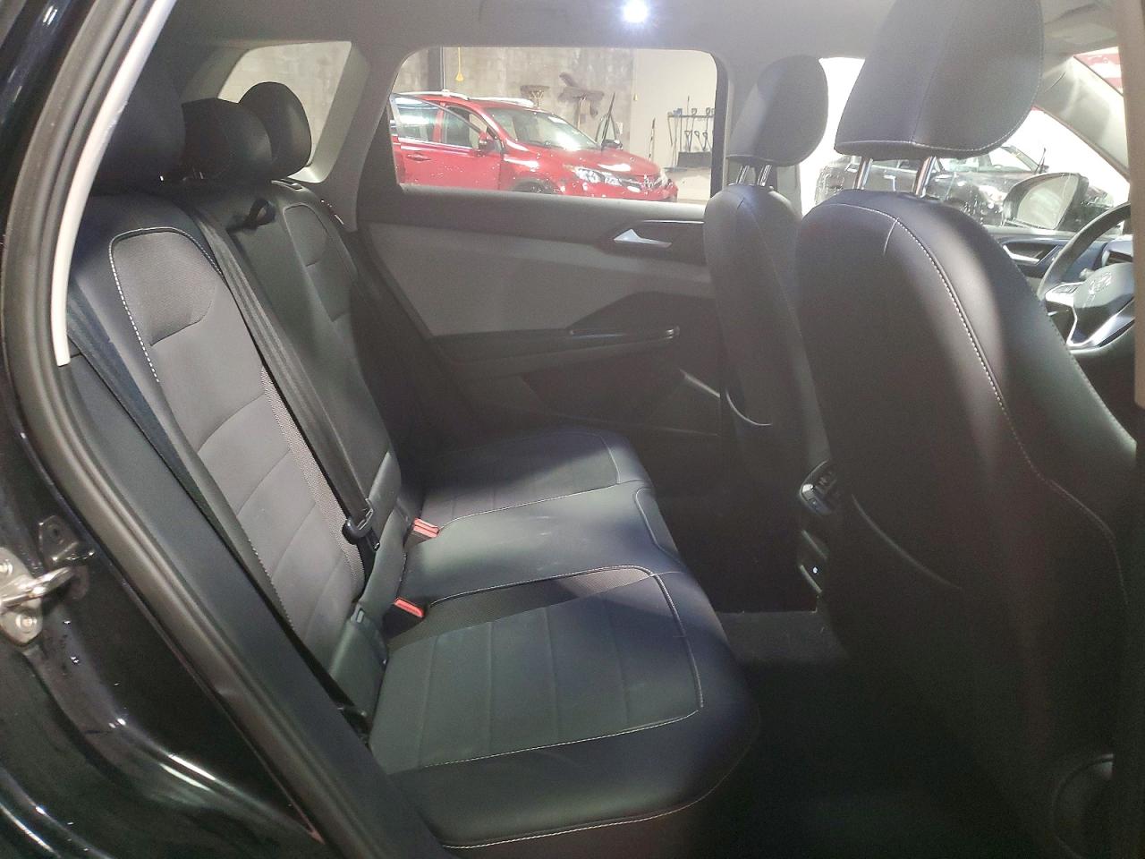2023 Volkswagen Taos Se Черный vin: 3VVEX7B21PM323183
