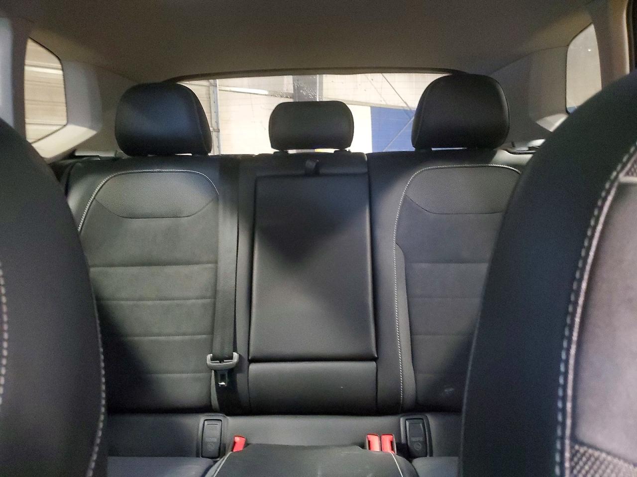 2023 Volkswagen Taos Se Черный vin: 3VVEX7B21PM323183