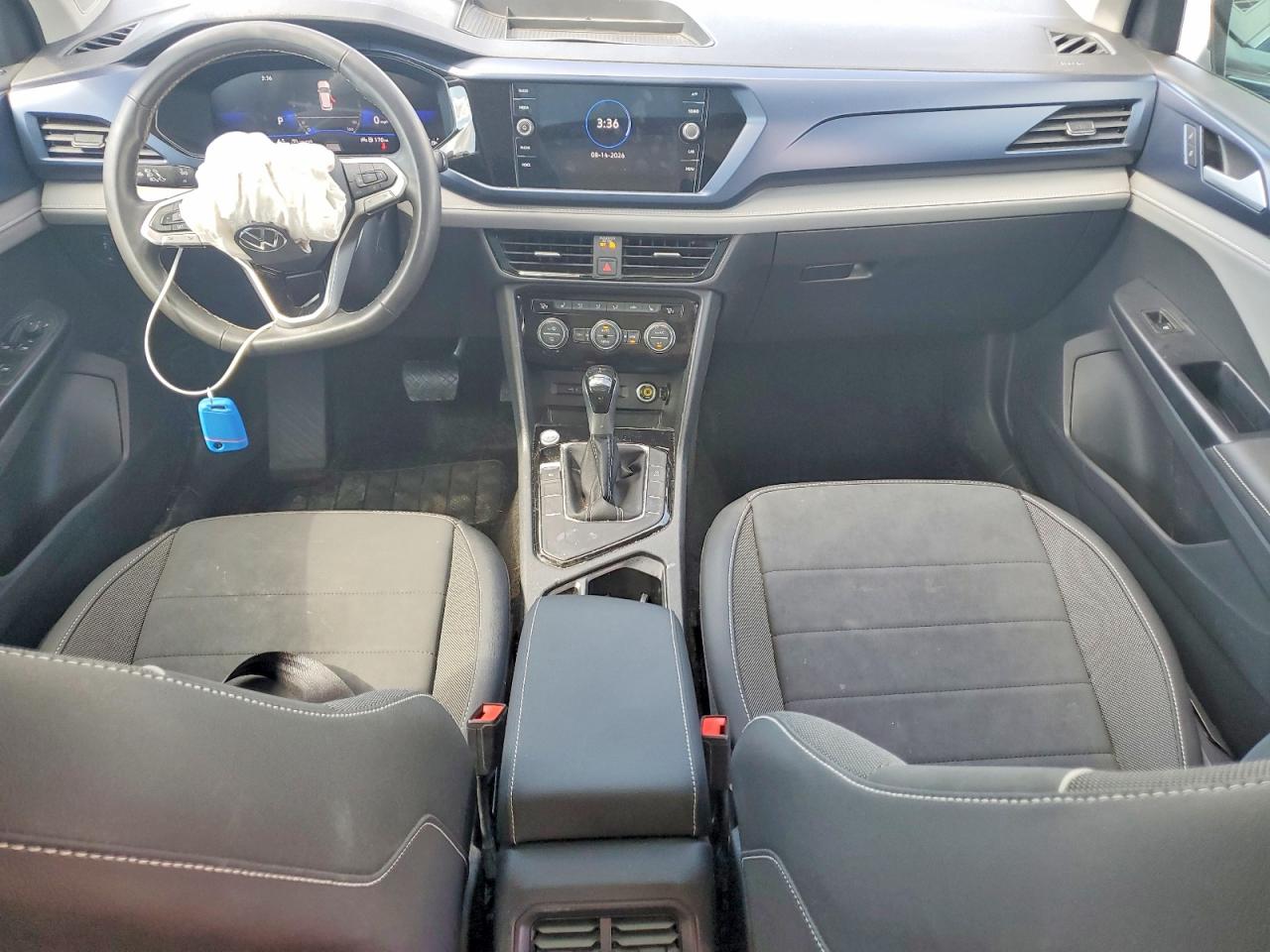 2024 Volkswagen Taos Se Blue vin: 3VVEX7B22RM029097
