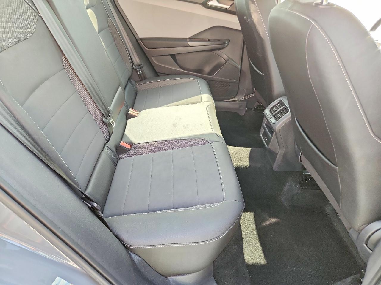 2023 Volkswagen Taos Se Gray vin: 3VVEX7B27PM355264