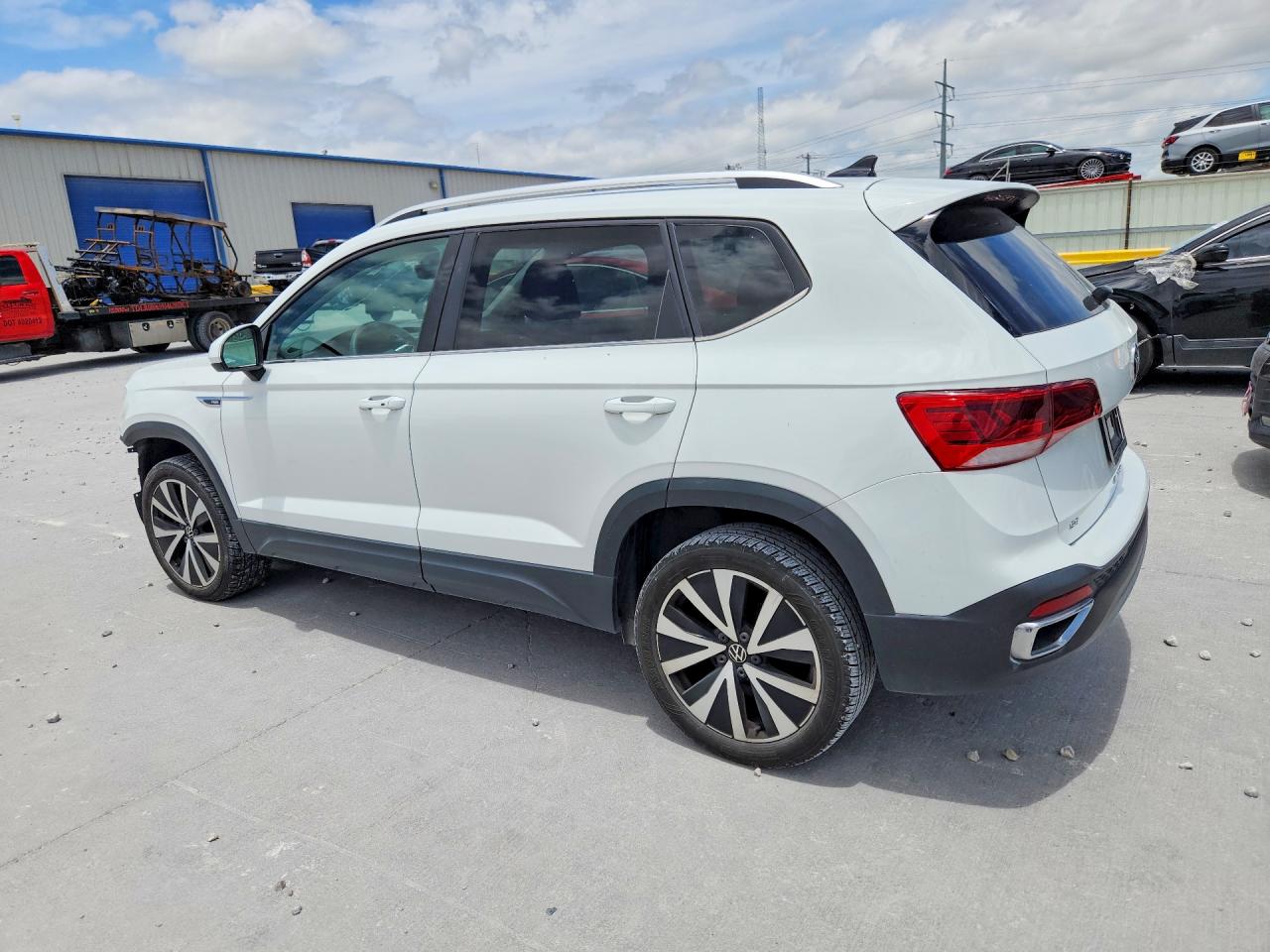 2023 Volkswagen Taos Se White vin: 3VVEX7B29PM347571