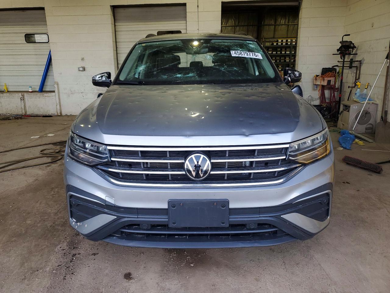 2024 Volkswagen Tiguan S Silver vin: 3VVFB7AX6RM112130