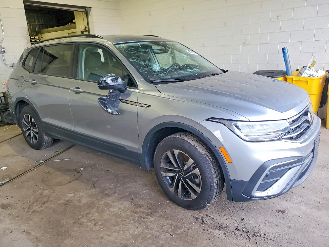 2024 Volkswagen Tiguan S Silver vin: 3VVFB7AX6RM112130