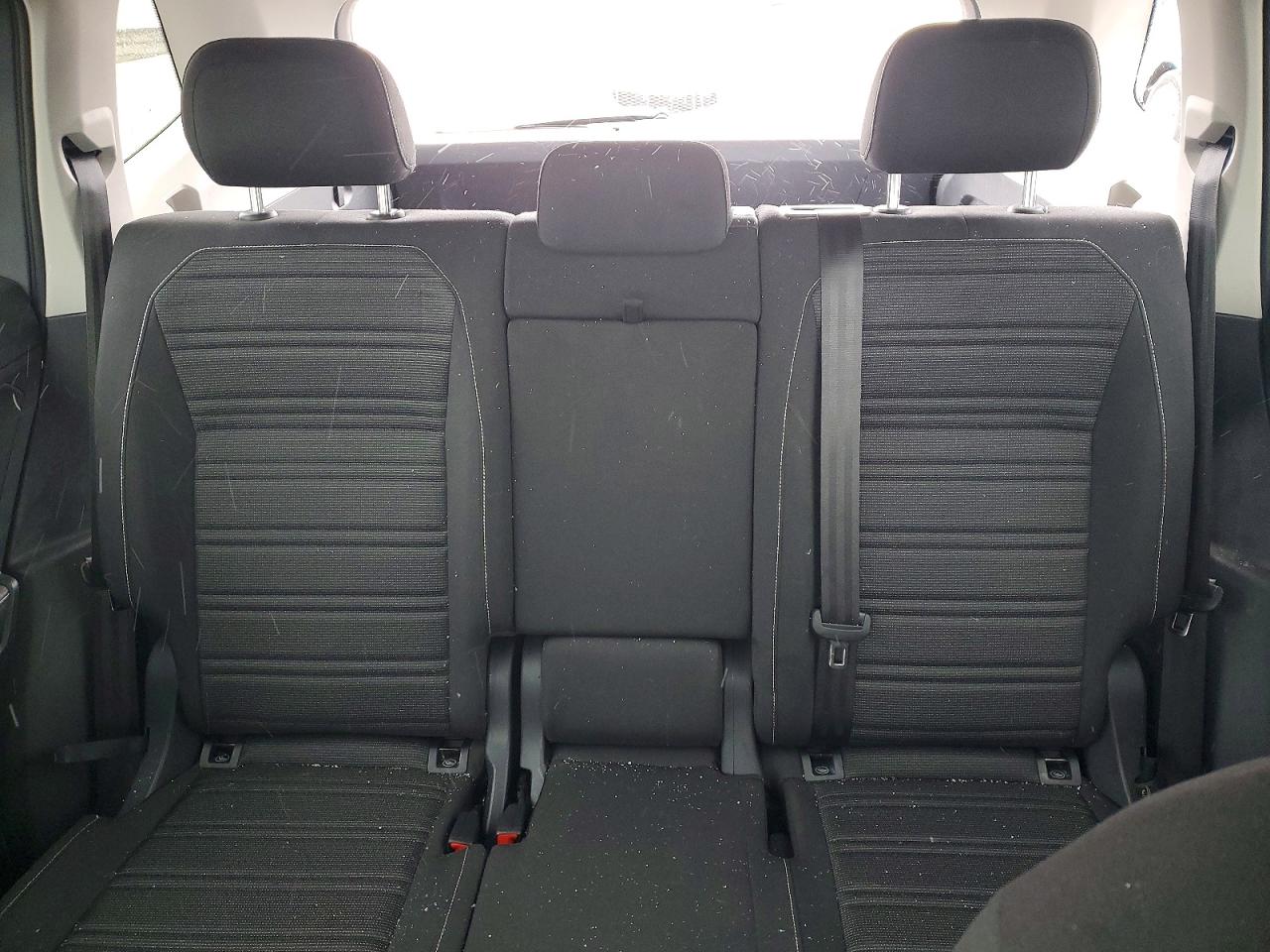 2024 Volkswagen Tiguan S Silver vin: 3VVFB7AX6RM112130
