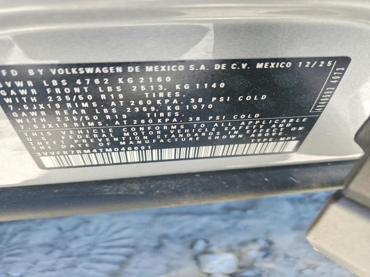 2026 Volkswagen Tiguan Se Gray vin: 3VVFR7RM4TM046691