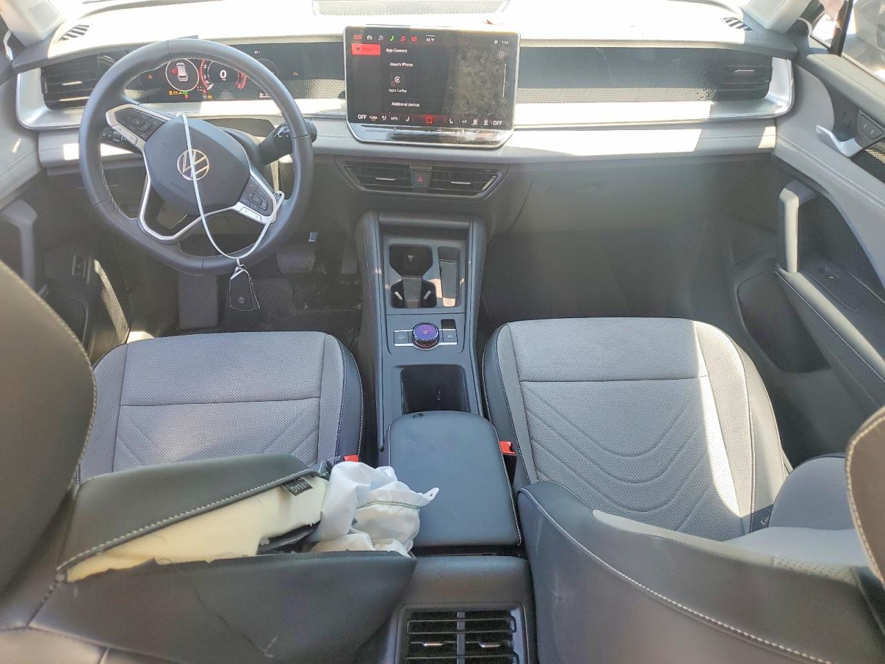 2026 Volkswagen Tiguan Se Gray vin: 3VVFR7RM4TM046691