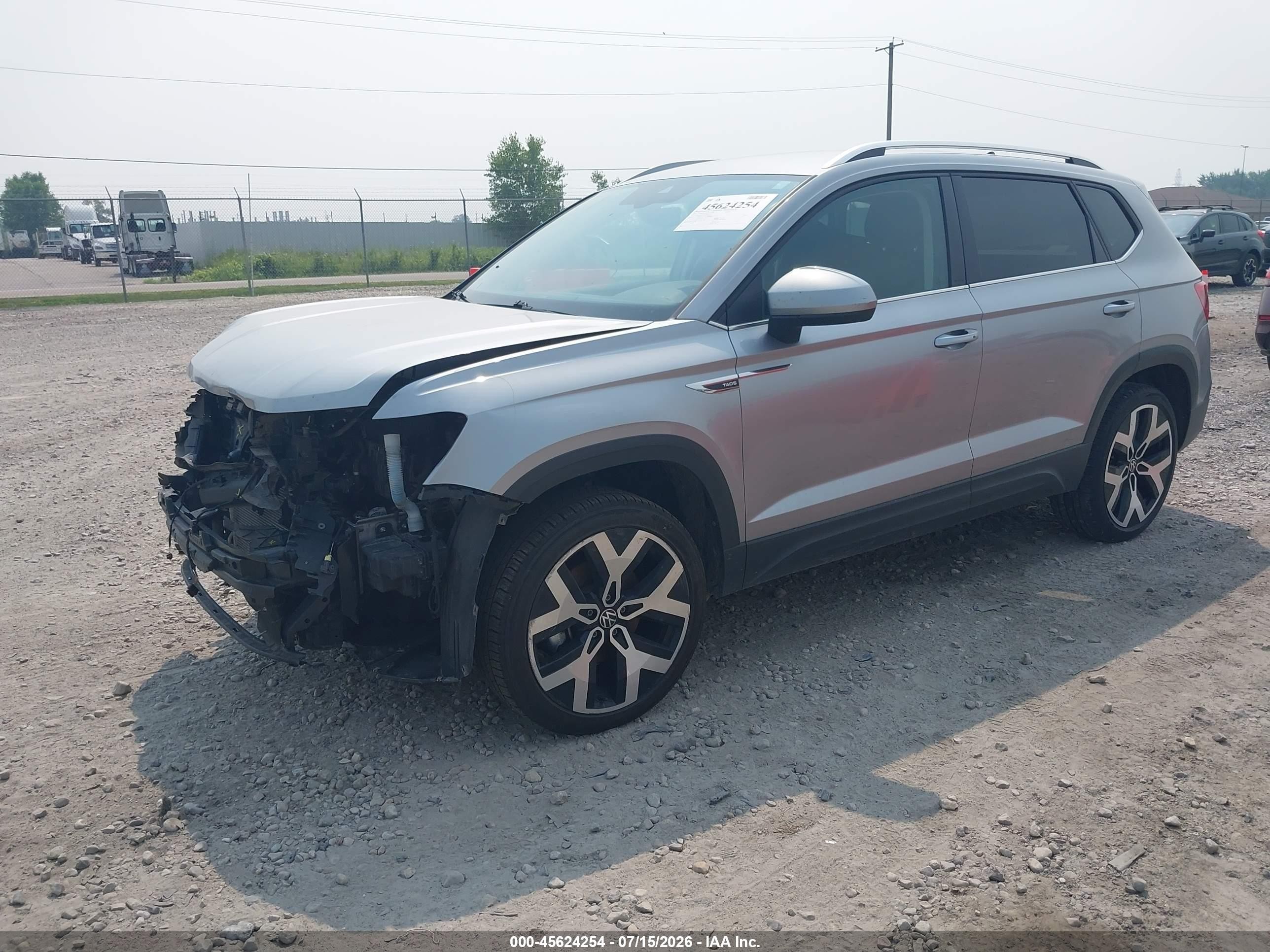 2022 Volkswagen Taos 1.5t Sel Silver vin: 3VVJX7B23NM035841