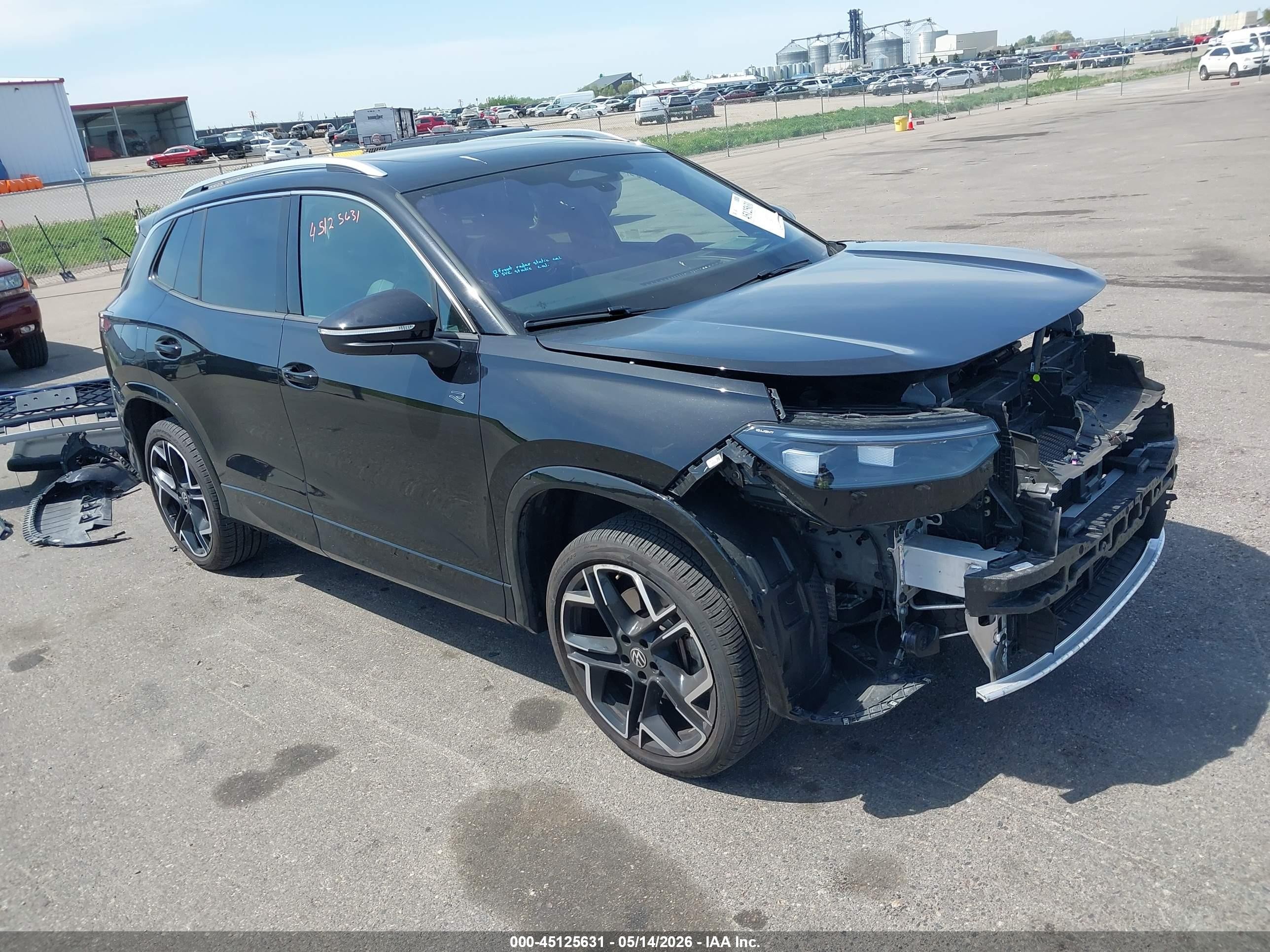 2025 Volkswagen Tiguan 2.0t Sel R-line Black vin: 3VVLR7RM2SM038526