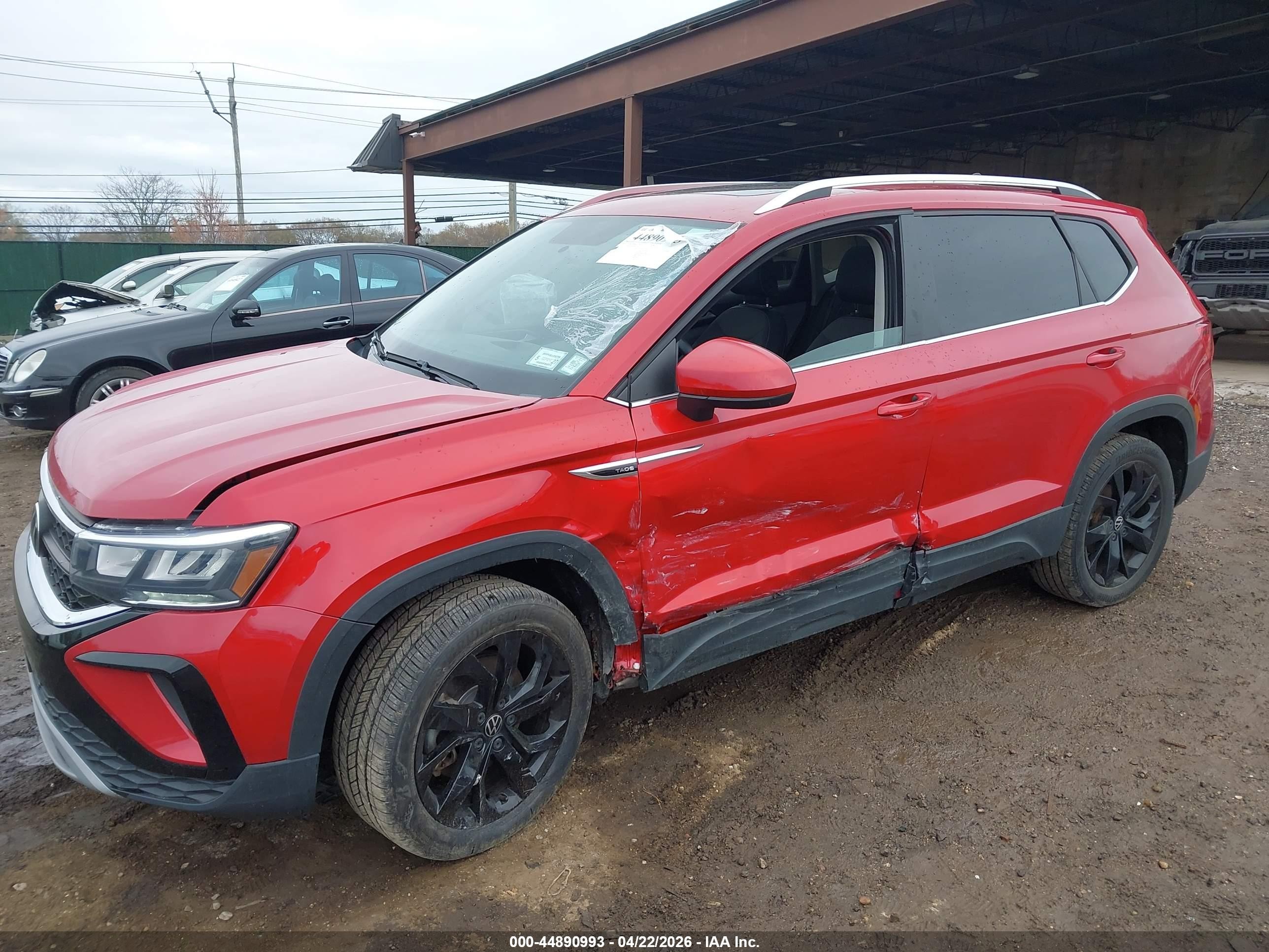 2022 Volkswagen Taos 1.5t Se Красный vin: 3VVLX7B26NM019481