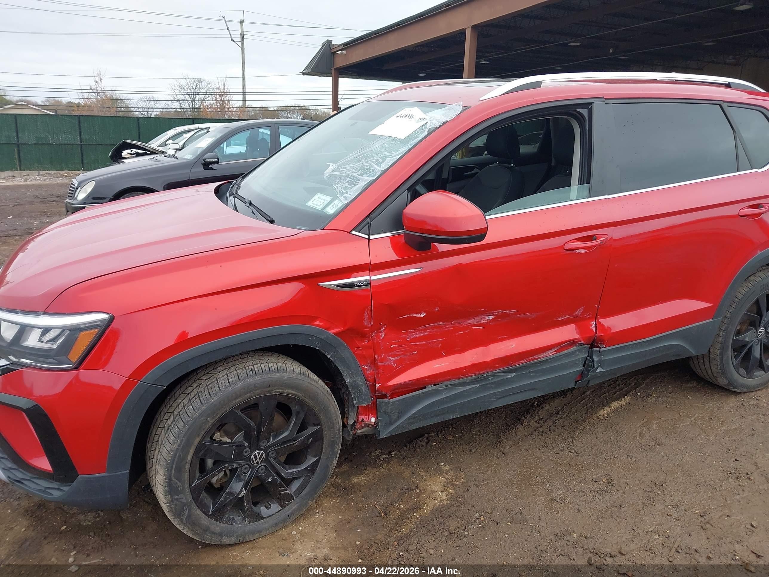 2022 Volkswagen Taos 1.5t Se Красный vin: 3VVLX7B26NM019481
