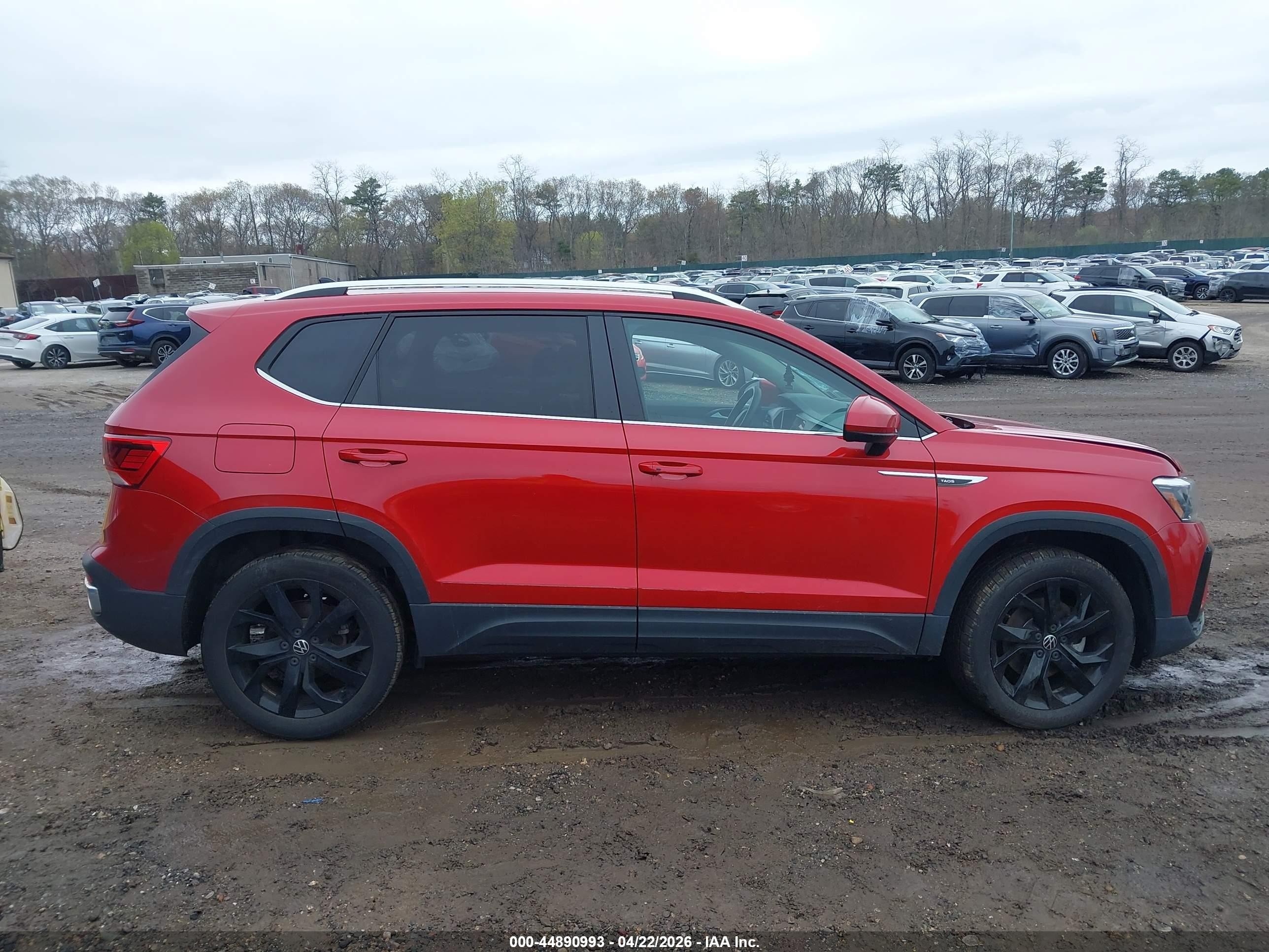 2022 Volkswagen Taos 1.5t Se Красный vin: 3VVLX7B26NM019481