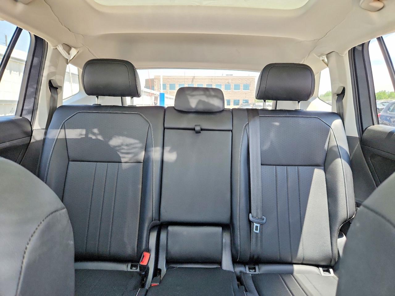 2024 Volkswagen Tiguan Se Серый vin: 3VVMB7AX1RM011228