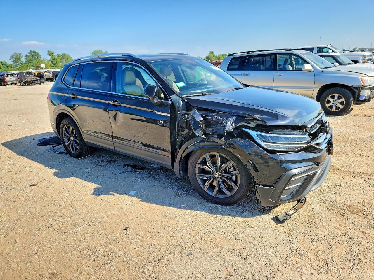 2024 Volkswagen Tiguan Se Black vin: 3VVMB7AX3RM155895