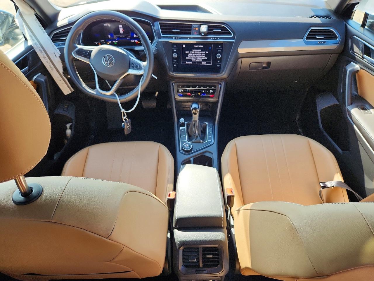 2024 Volkswagen Tiguan Se Black vin: 3VVMB7AX3RM155895