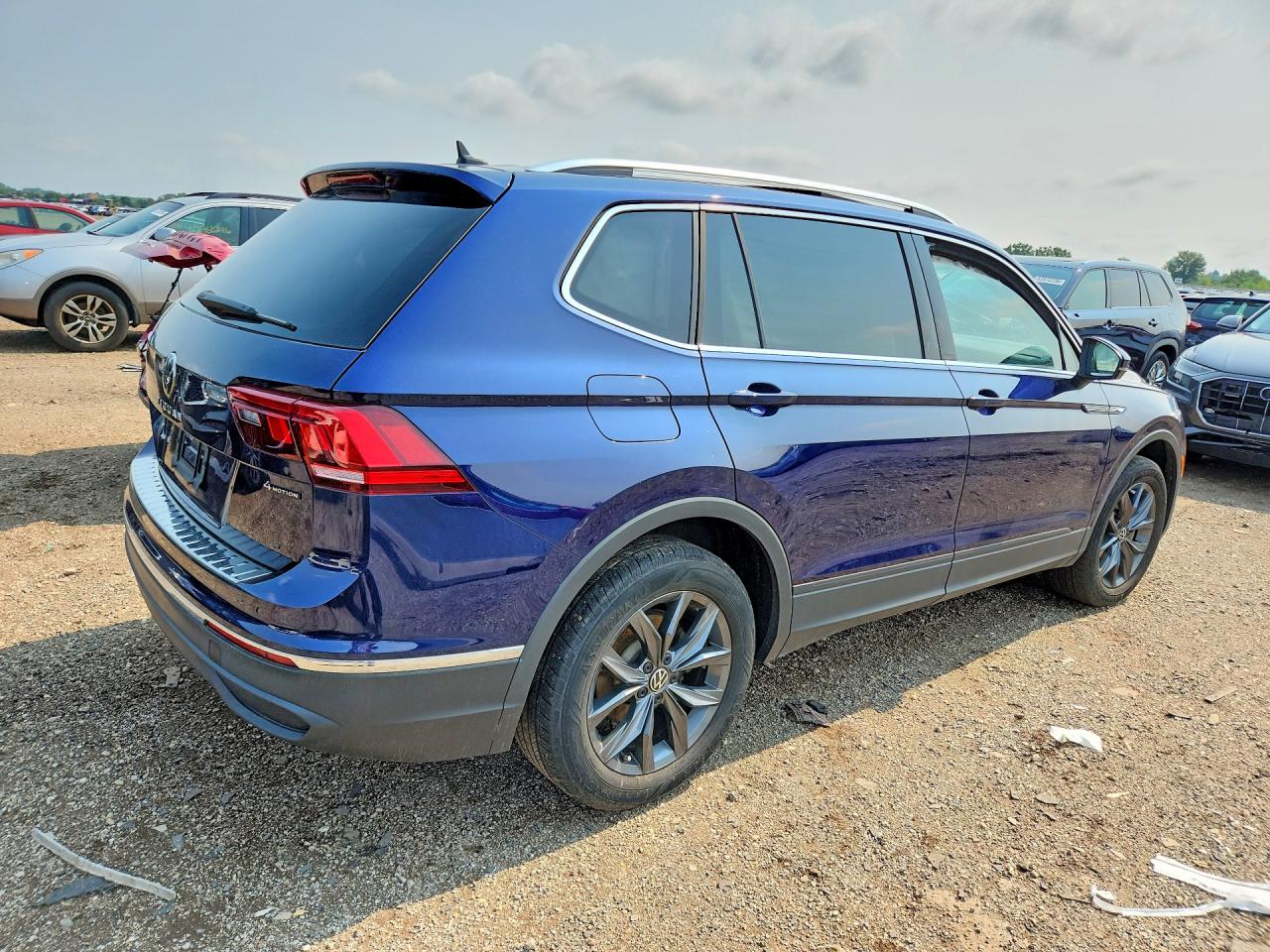 2023 Volkswagen Tiguan Se Blue vin: 3VVMB7AX5PM104119