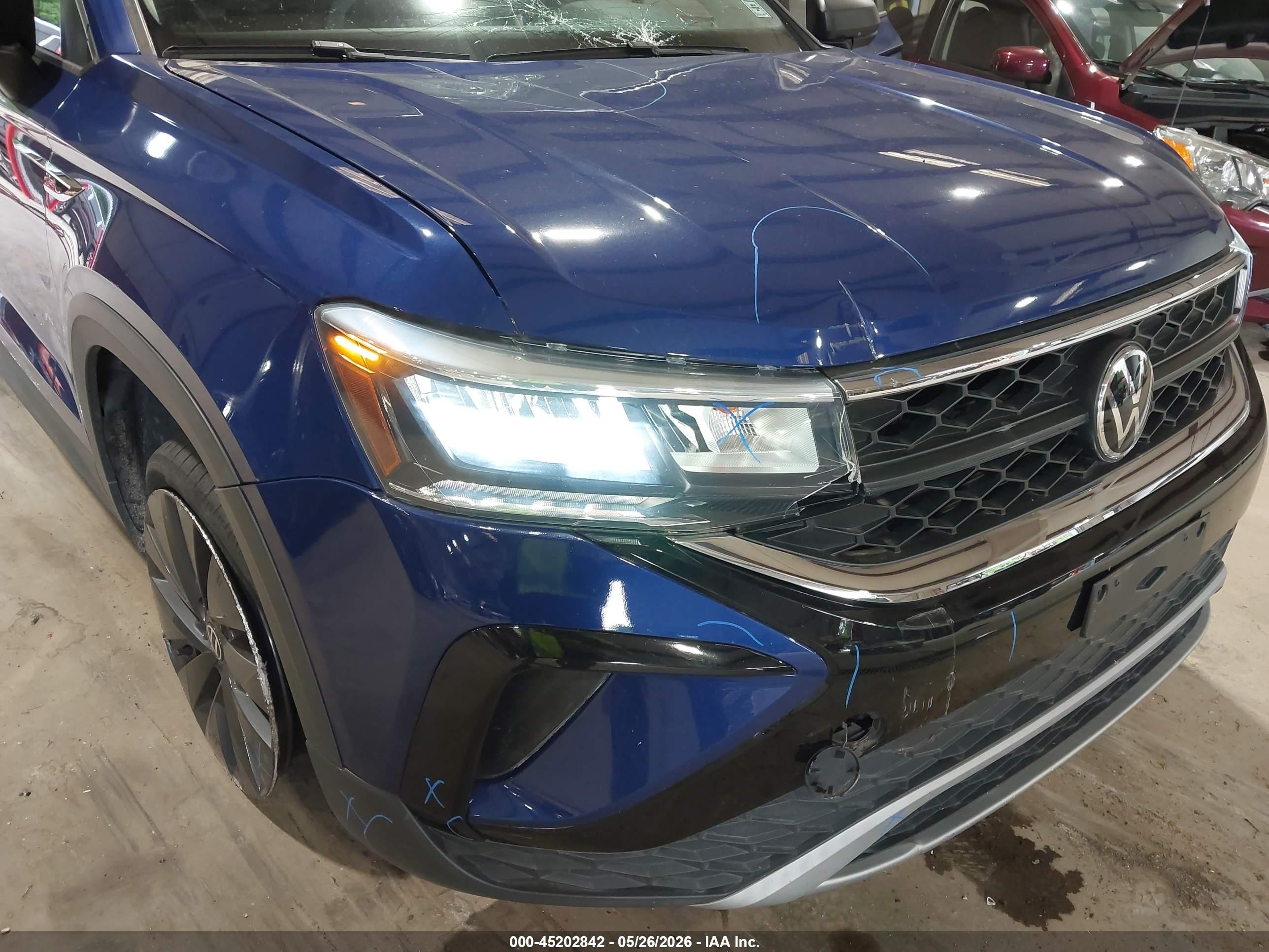 2022 Volkswagen Taos 1.5t S Blue vin: 3VVMX7B21NM050433
