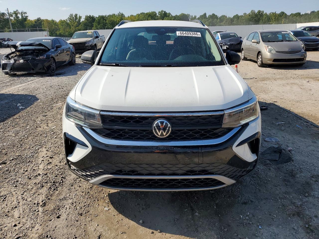 2022 Volkswagen Taos S Белый vin: 3VVMX7B29NM023772