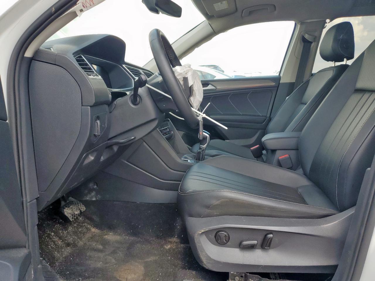 2023 Volkswagen Tiguan Se Silver vin: 3VVNB7AX6PM122648