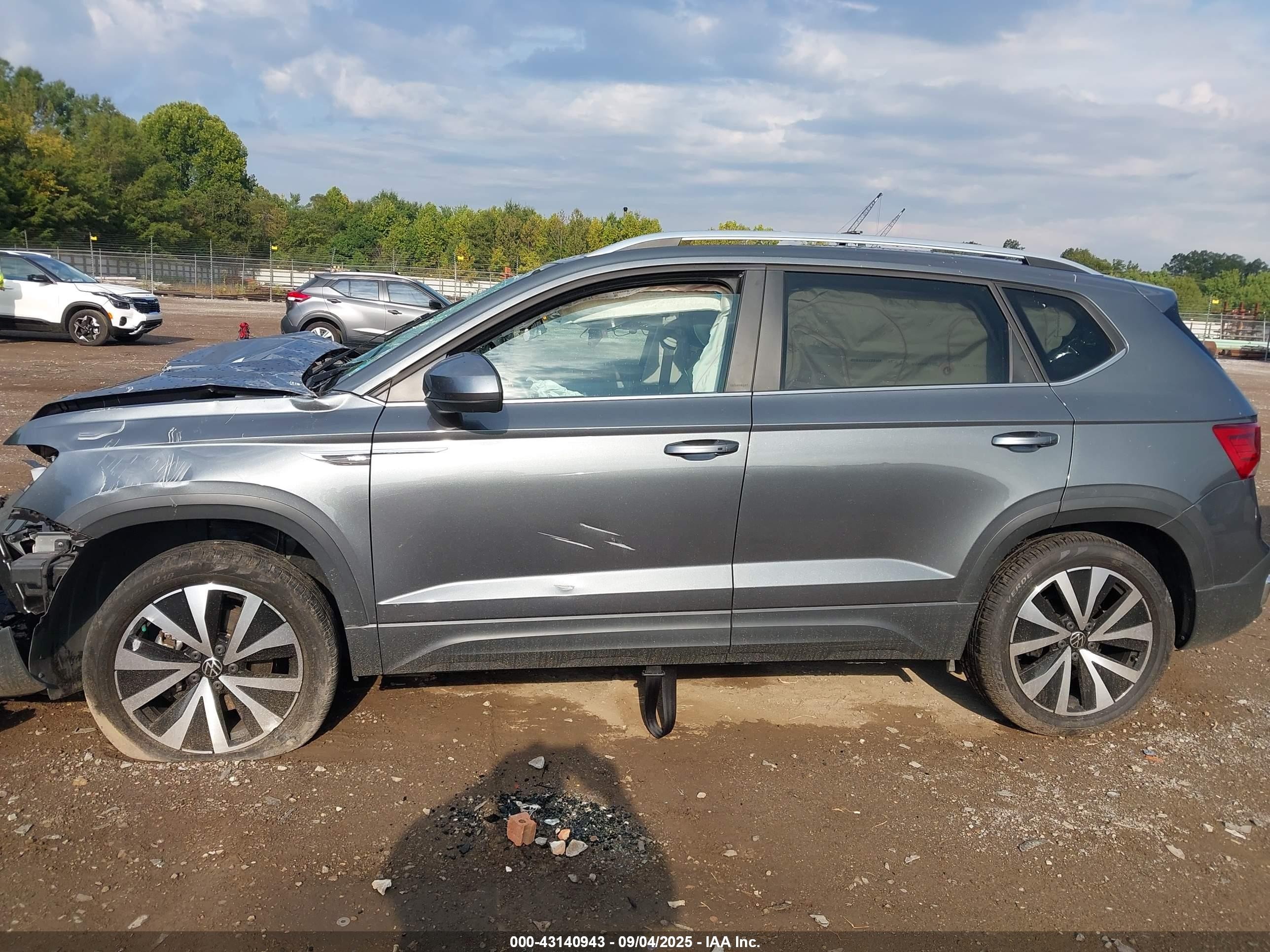2023 Volkswagen Taos 1.5t Se Серый vin: 3VVNX7B27PM311362