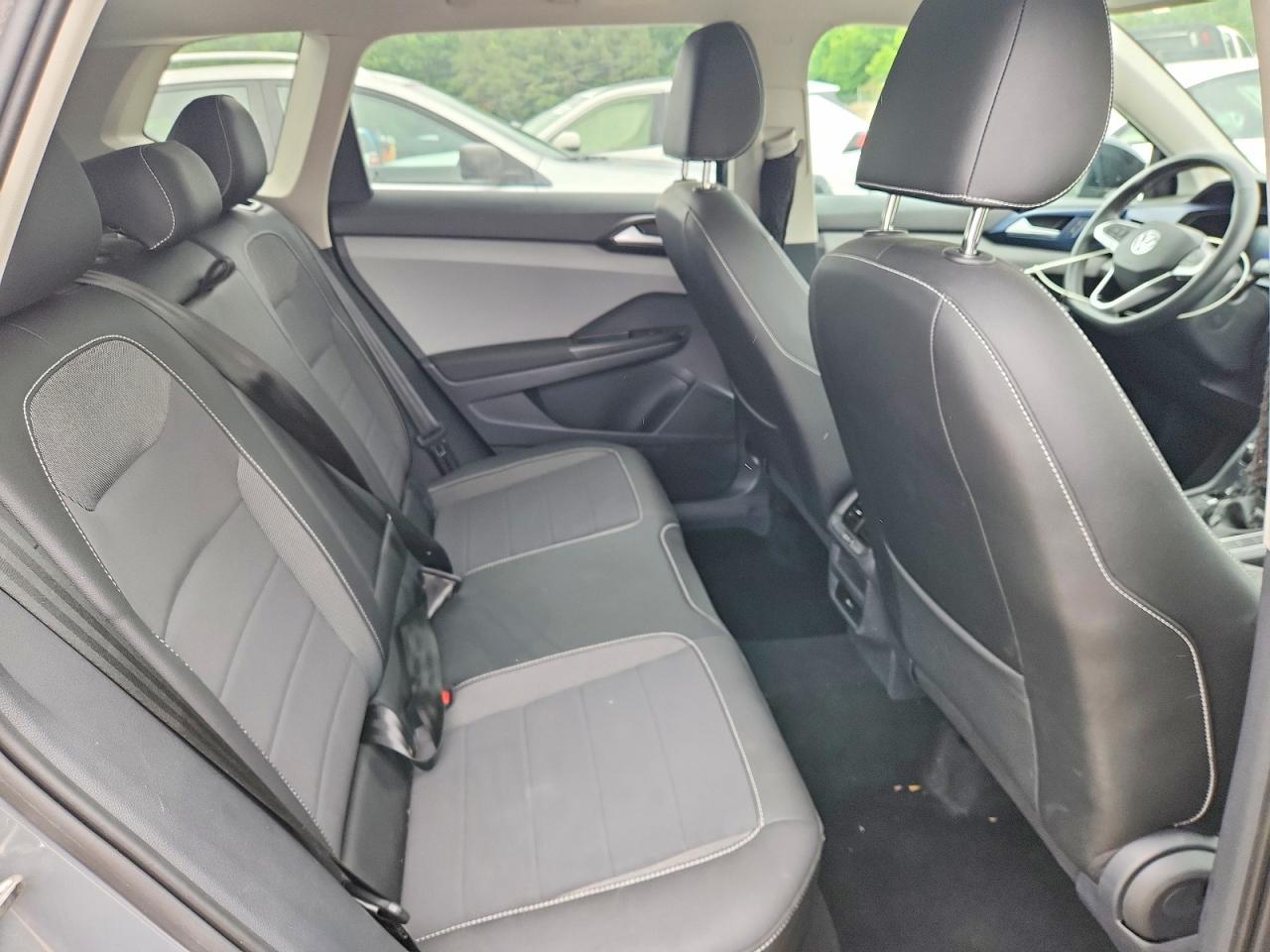 2023 Volkswagen Taos Se Gray vin: 3VVNX7B28PM348226