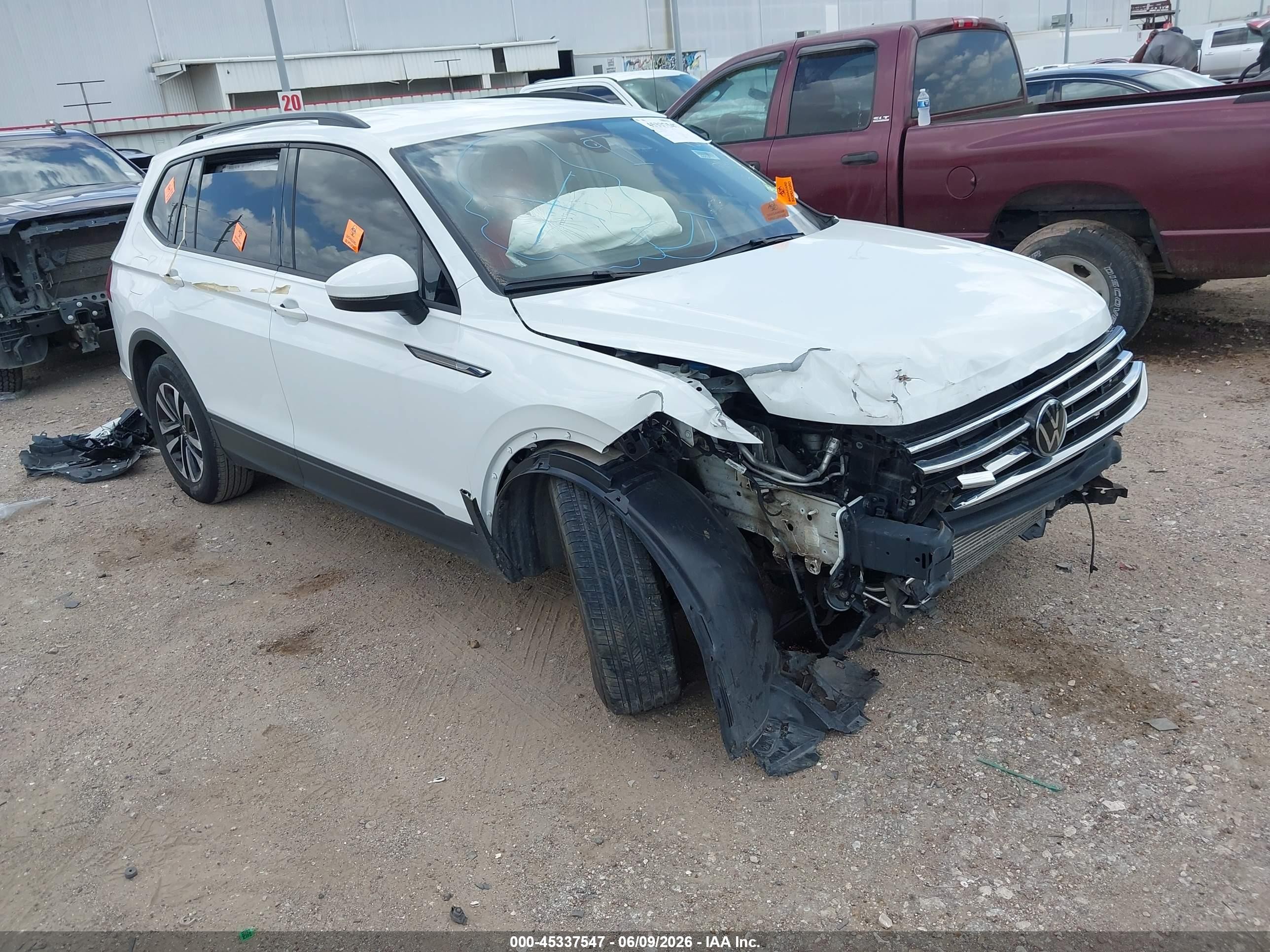 3VVRB7AX1RM188206