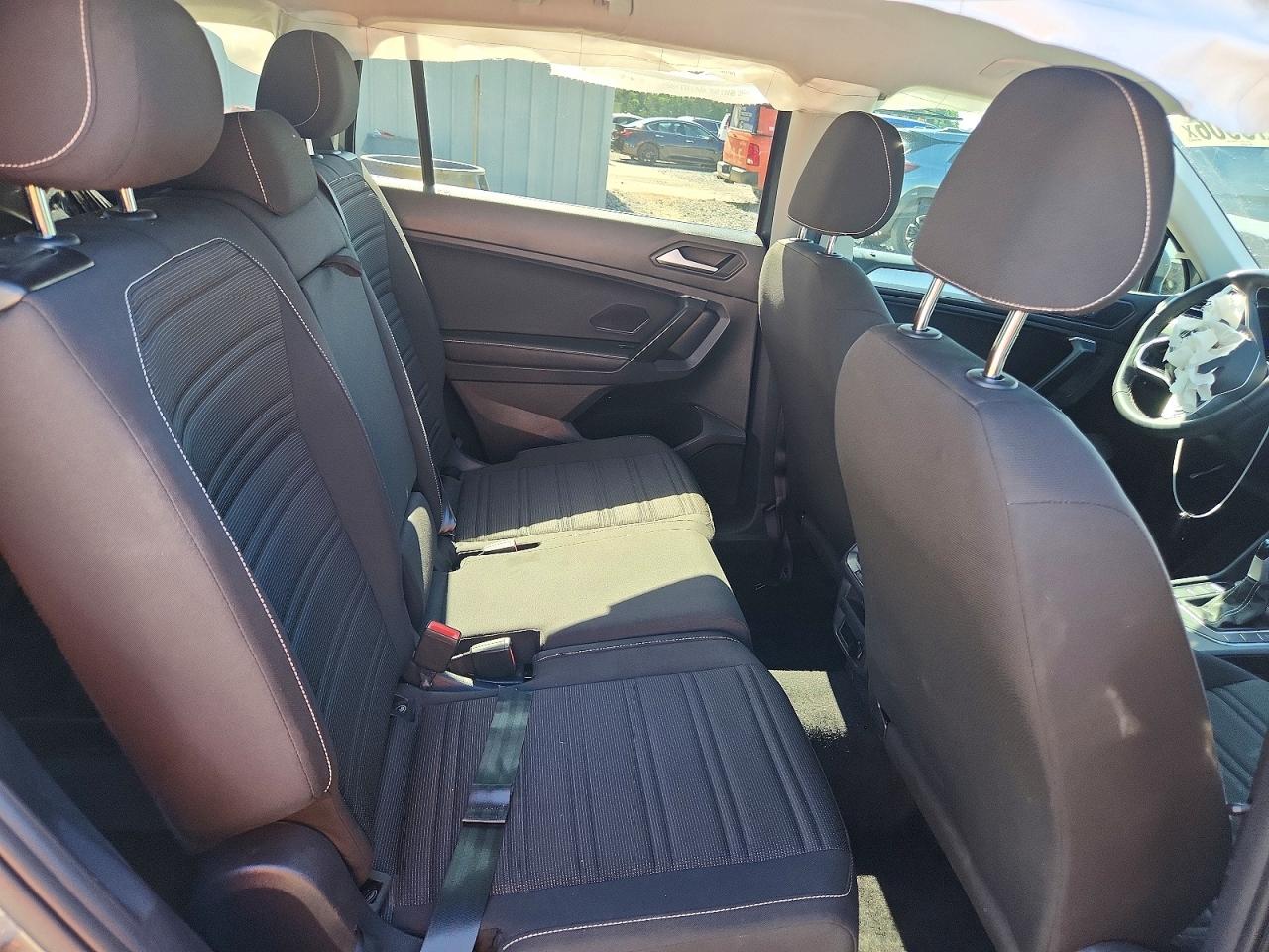 2024 Volkswagen Tiguan S Gray vin: 3VVRB7AX7RM022465