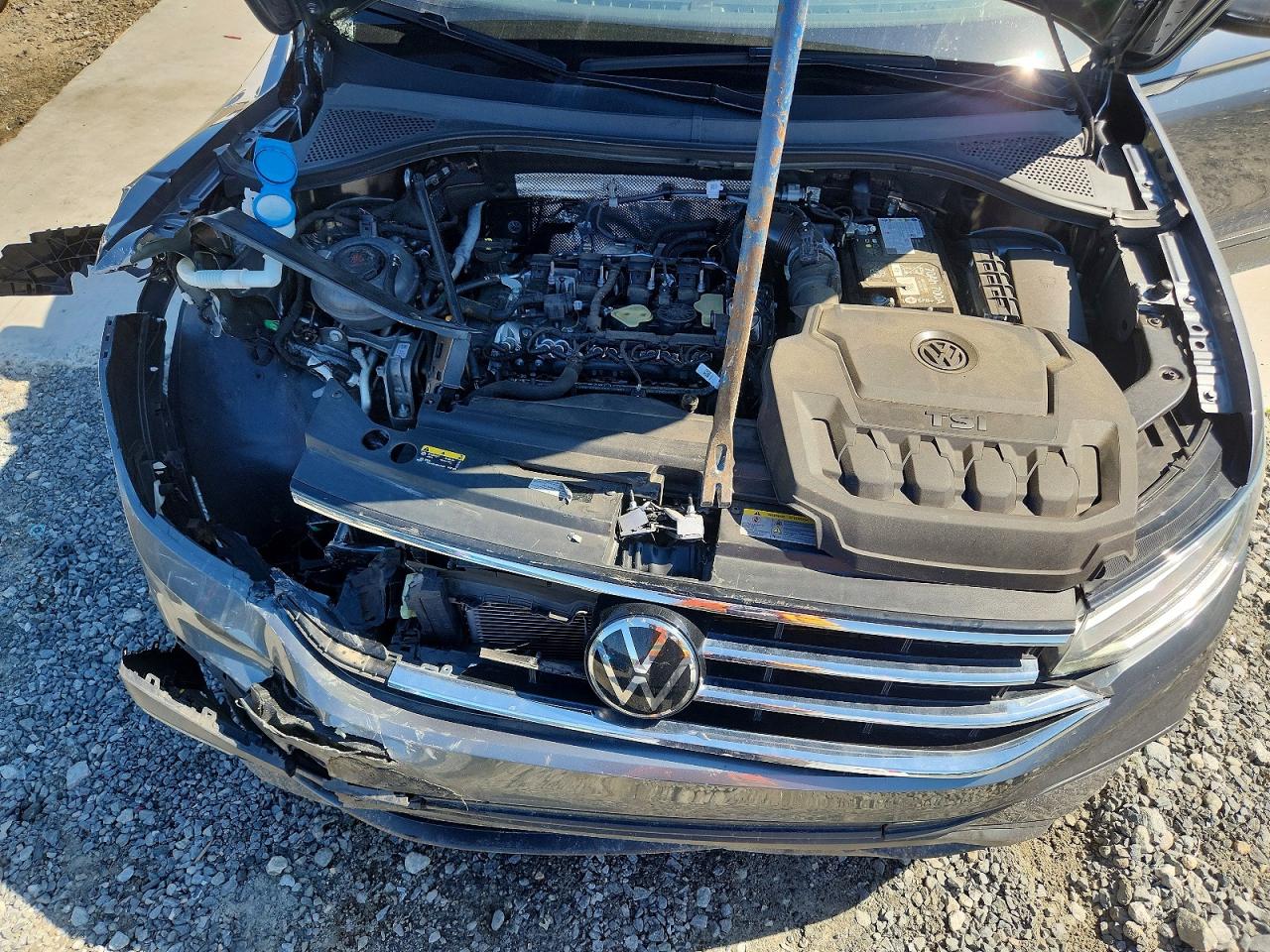 2024 Volkswagen Tiguan S Gray vin: 3VVRB7AX7RM022465