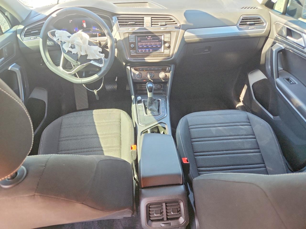 2024 Volkswagen Tiguan S Gray vin: 3VVRB7AX7RM022465