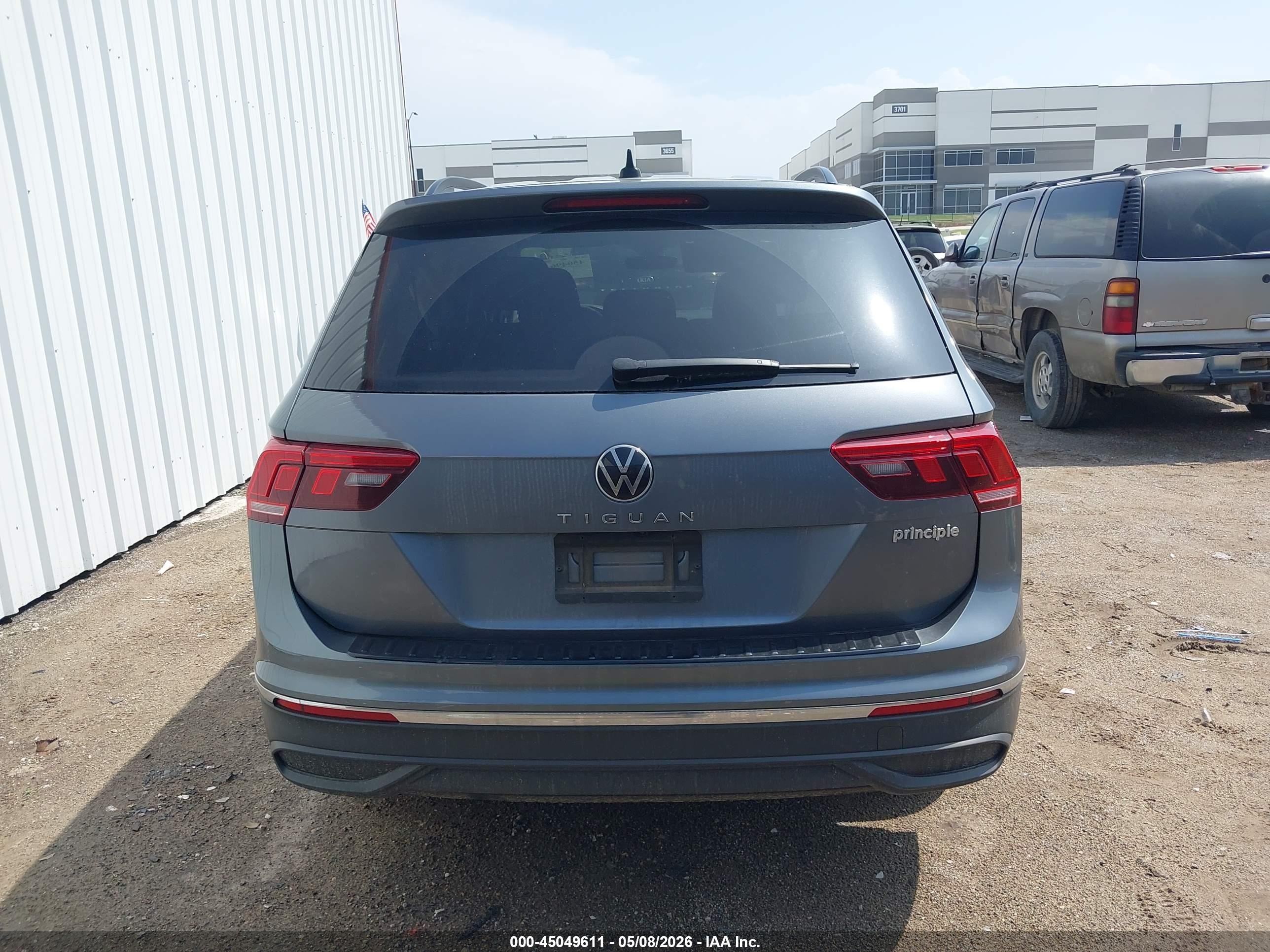 2024 Volkswagen Tiguan 2.0t S Gray vin: 3VVRB7AX9RM109624