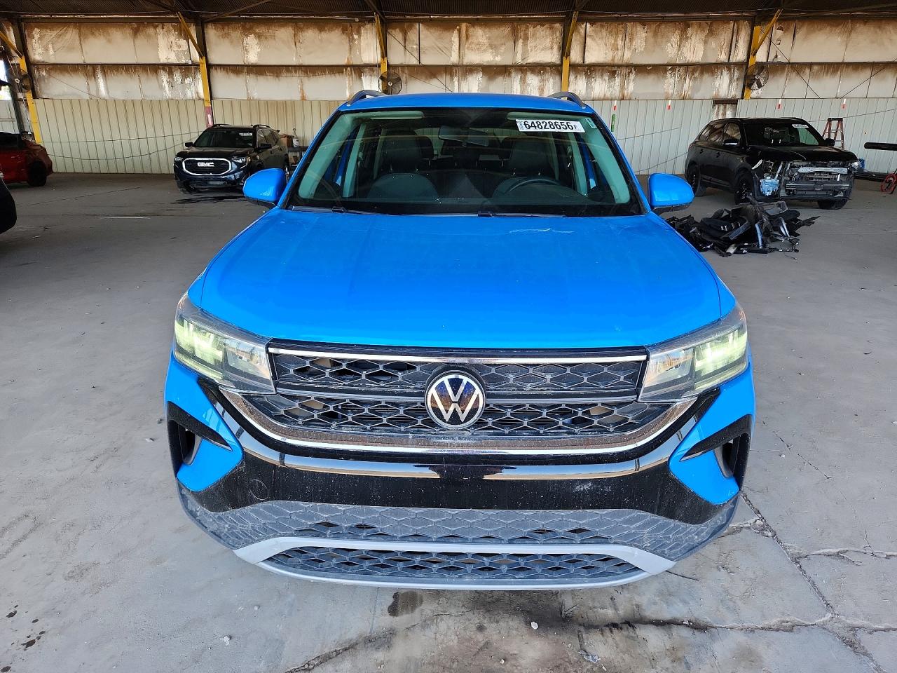 2022 Volkswagen Taos Se Синий vin: 3VVRX7B20NM086586