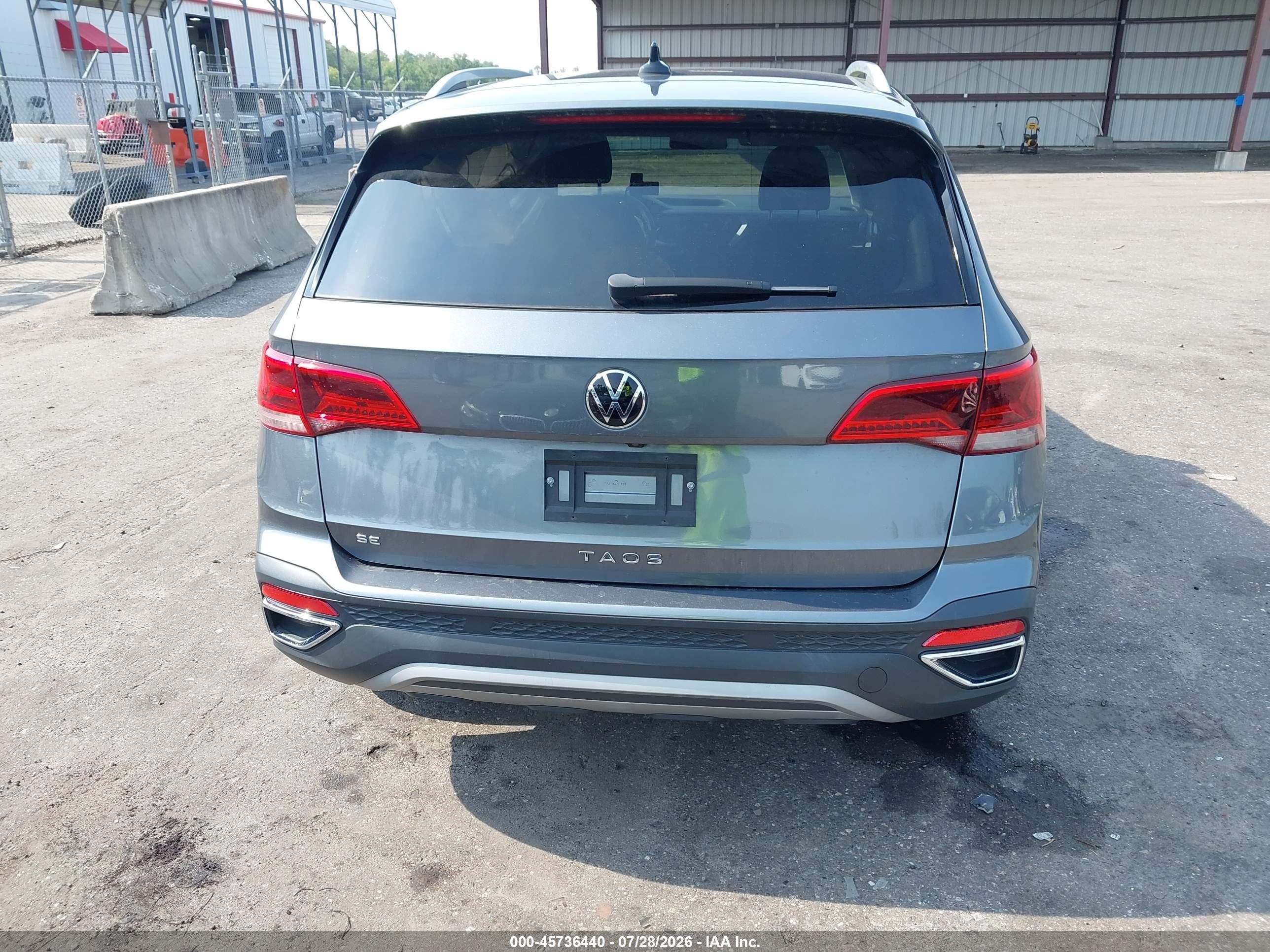 2022 Volkswagen Taos 1.5t Se Gray vin: 3VVRX7B21NM008723