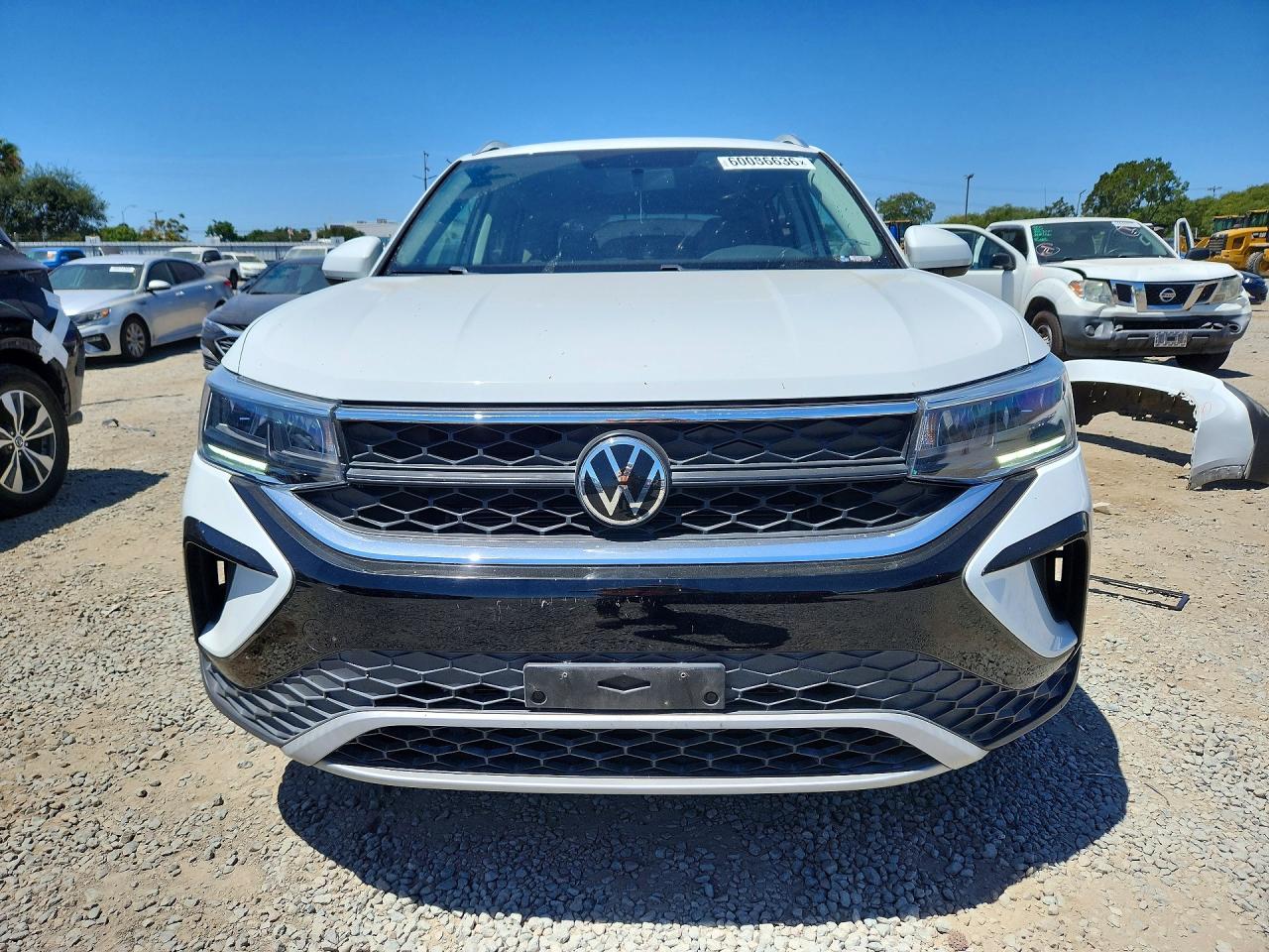 2022 Volkswagen Taos Se White vin: 3VVRX7B25NM022978