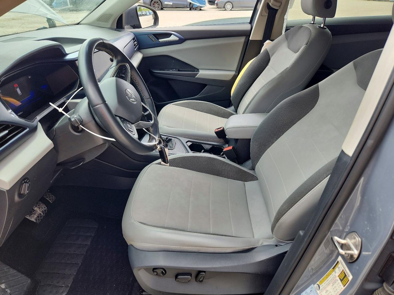 2022 Volkswagen Taos Se Серый vin: 3VVRX7B29NM006122