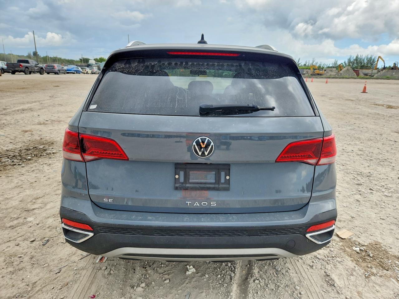 2022 Volkswagen Taos Se Серый vin: 3VVRX7B29NM006122