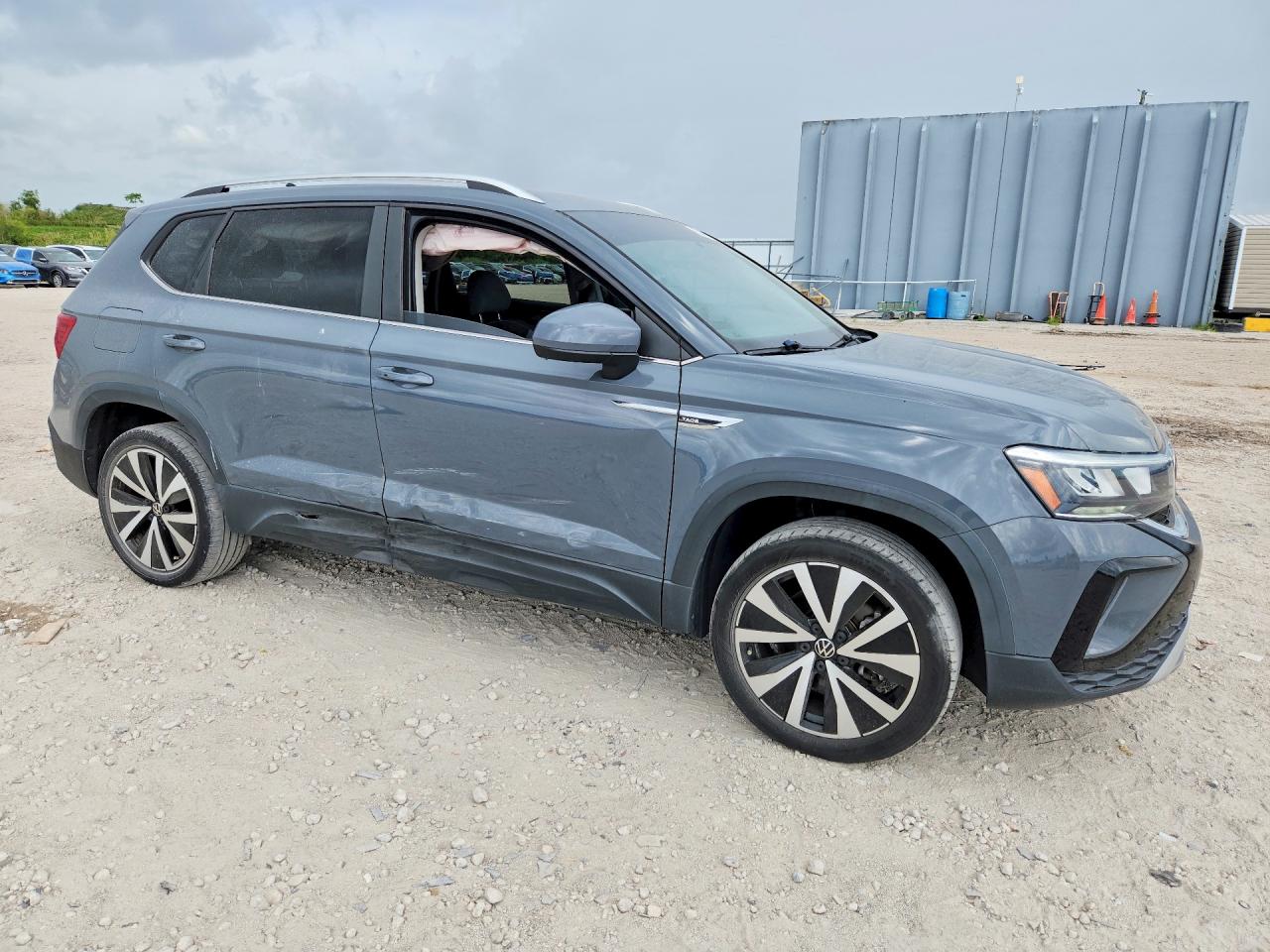 2022 Volkswagen Taos Se Серый vin: 3VVRX7B29NM006122