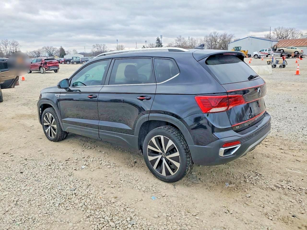 2022 Volkswagen Taos Se Black vin: 3VVRX7B2XNM007232