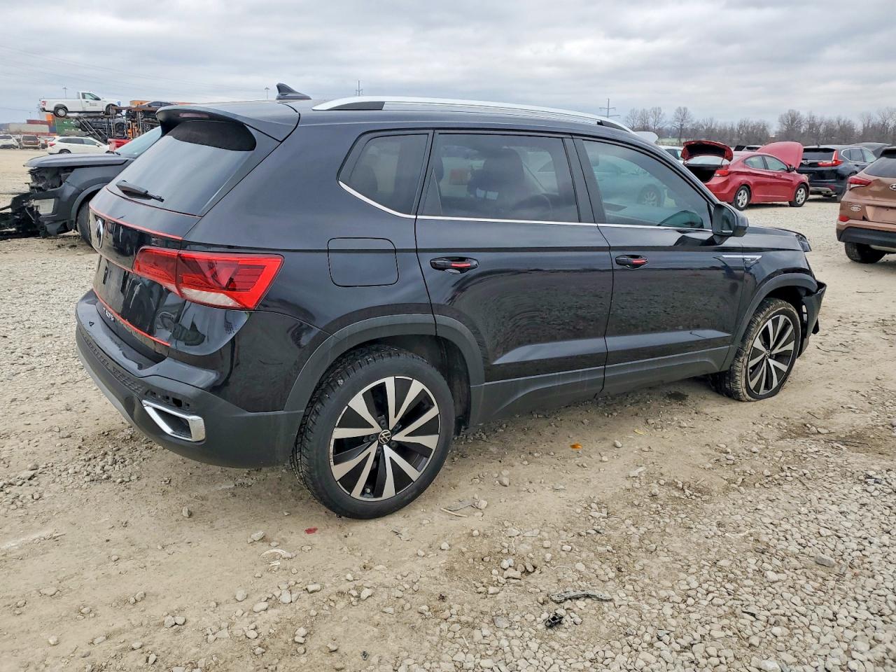2022 Volkswagen Taos Se Black vin: 3VVRX7B2XNM007232