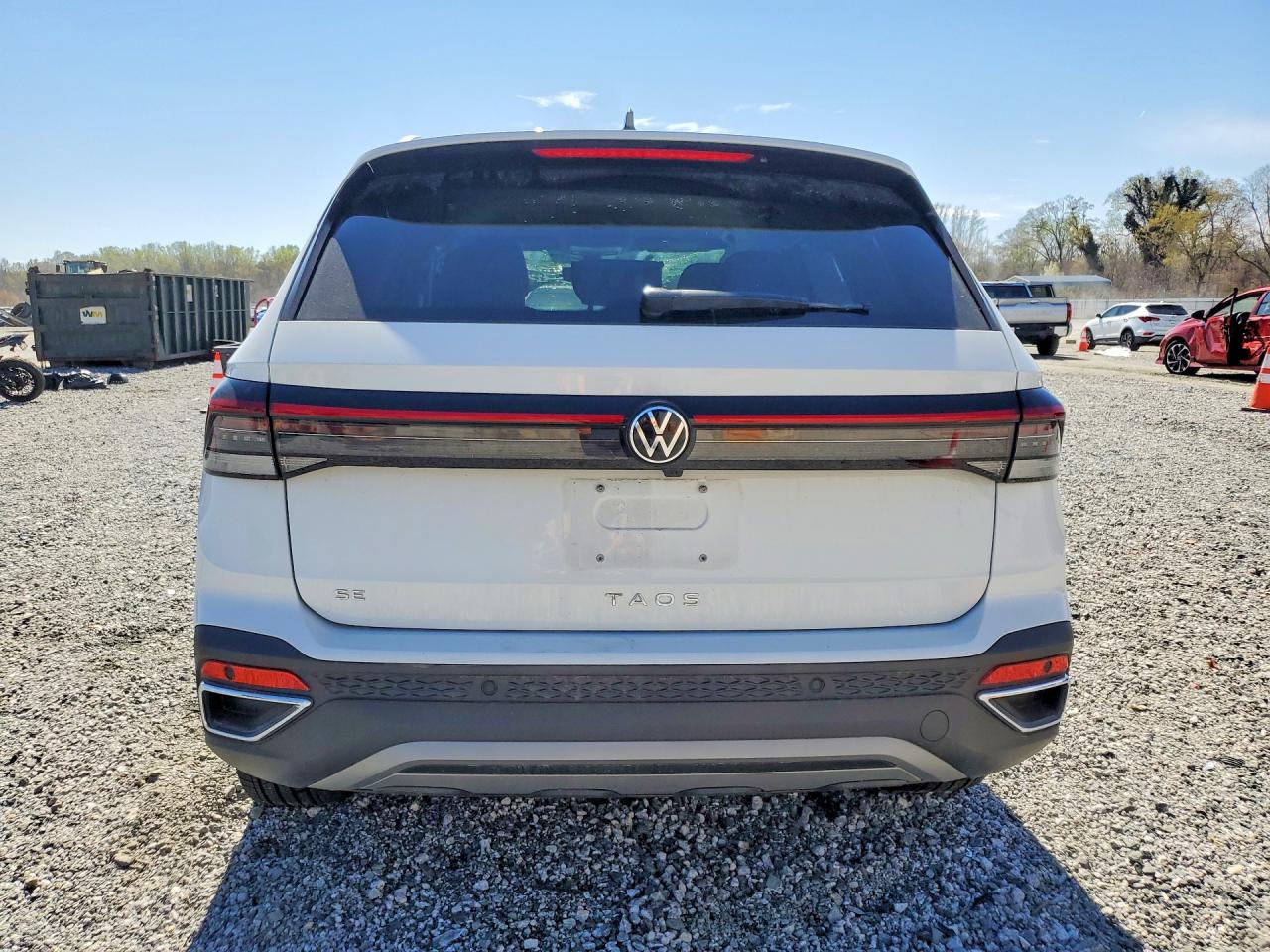 2025 Volkswagen Taos Se White vin: 3VVSC7B25SM090397