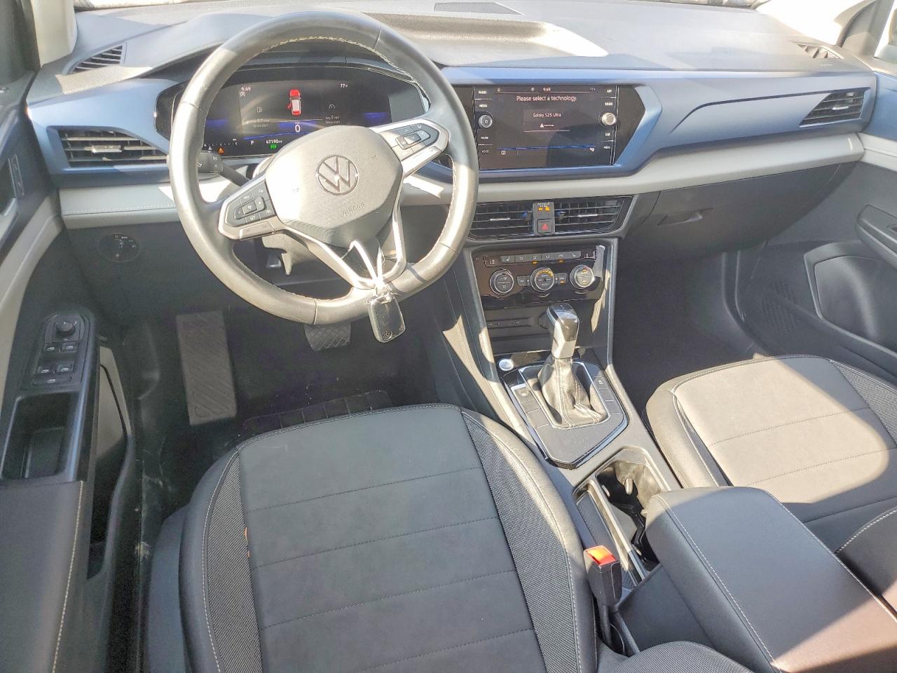 2024 Volkswagen Taos Se Black vin: 3VVSX7B21RM008342