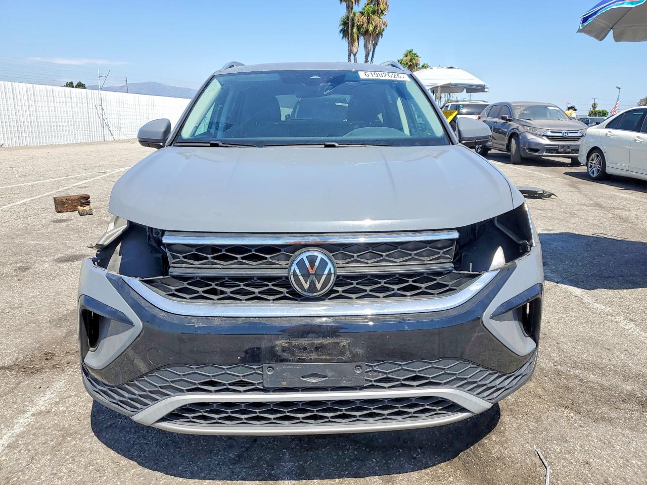 2023 Volkswagen Taos Se Gray vin: 3VVSX7B2XPM302755